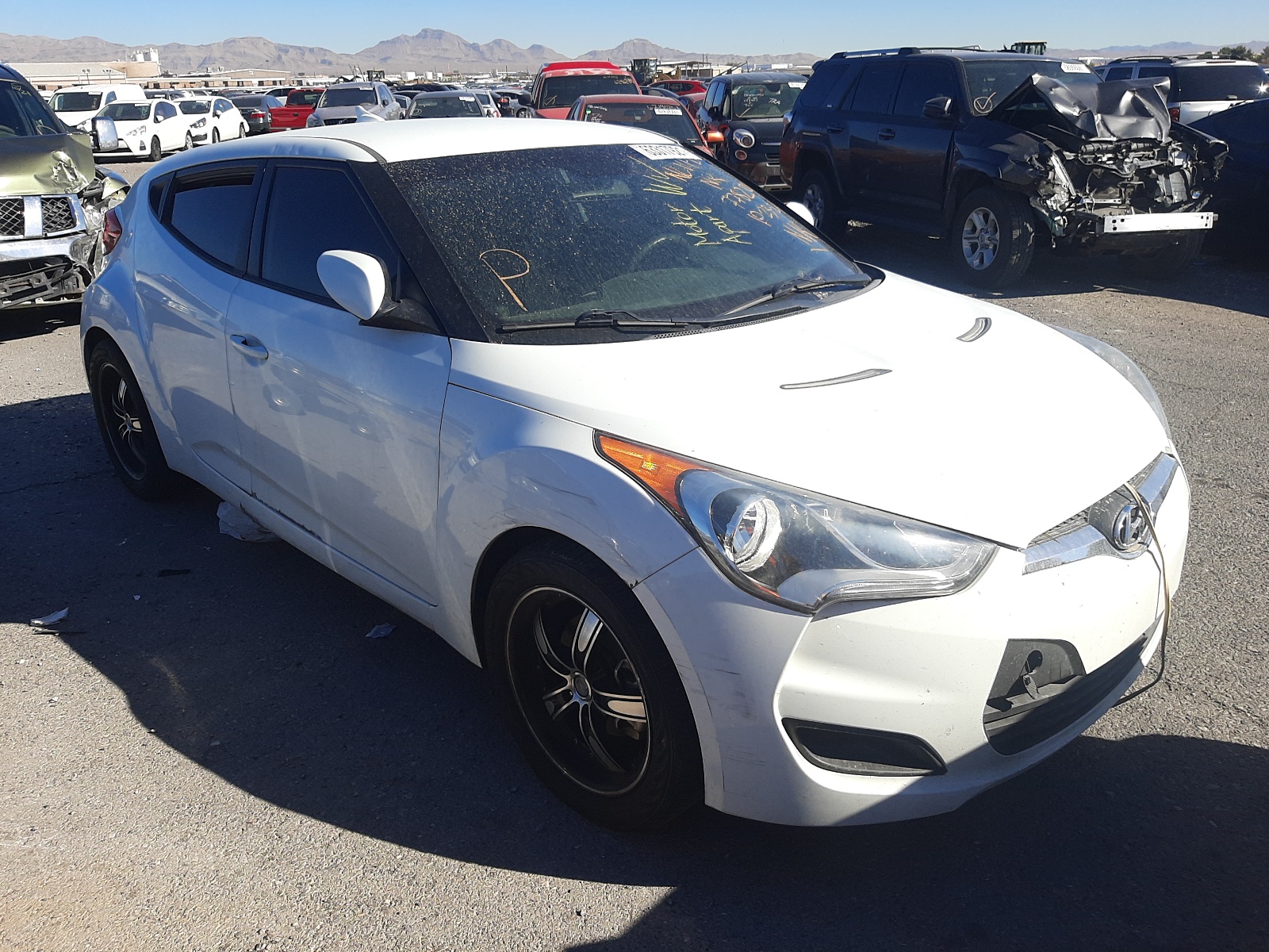Photo 1 from auction – 2015 HYUNDAI VELOSTER with VIN KMHTC6AD6FU228493