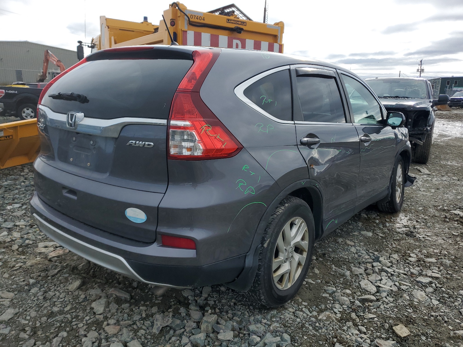 Photo 4 from auction – 2016 HONDA CR-V EX with VIN 2HKRM4H54GH120061