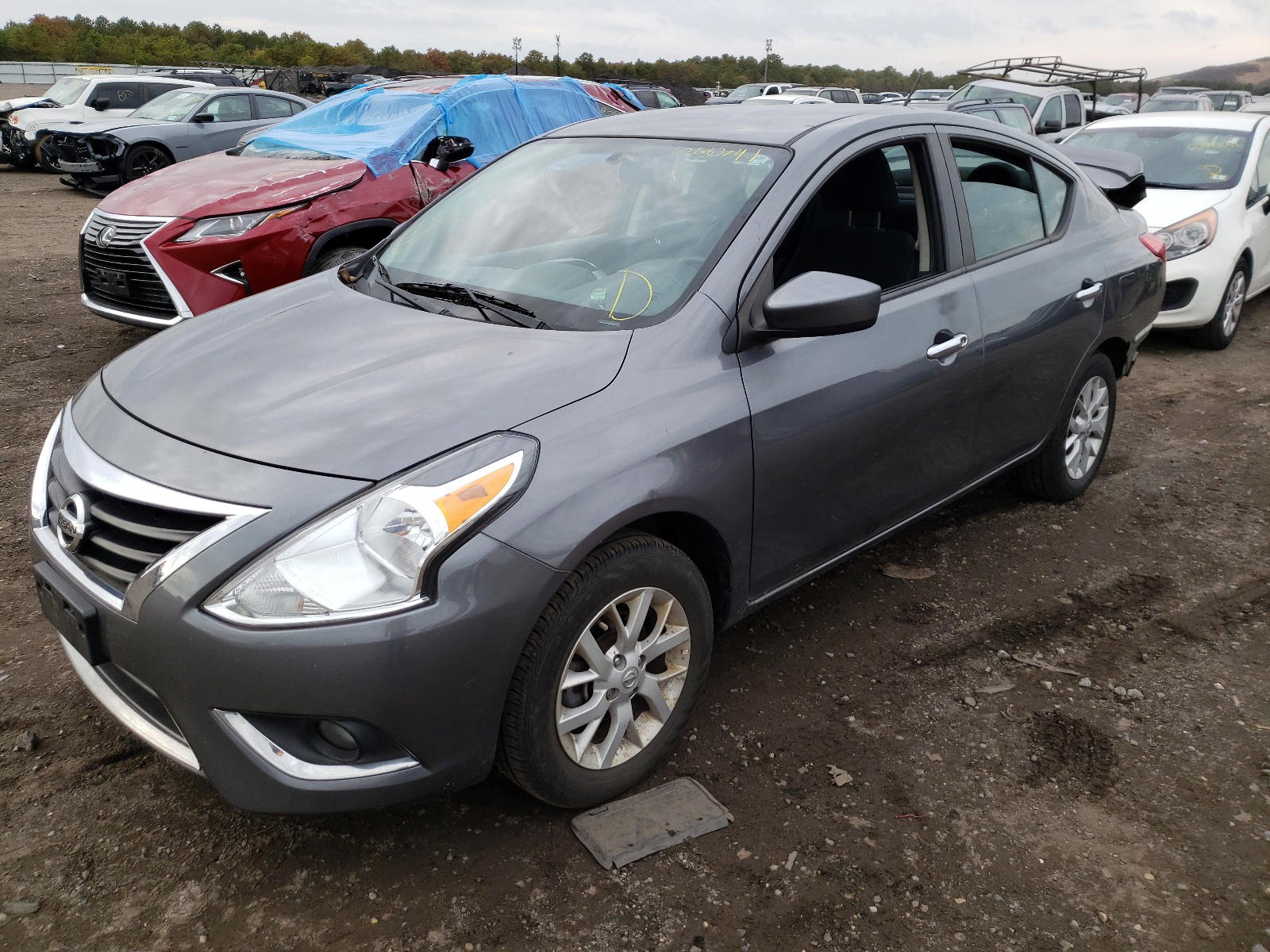 Photo 2 from auction – 2018 NISSAN VERSA with VIN 3N1CN7AP5JL831794