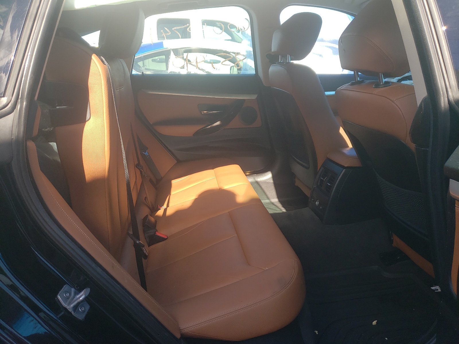 Photo 6 from auction – 2015 BMW 328 XIGT with VIN WBA3X5C51FD561433