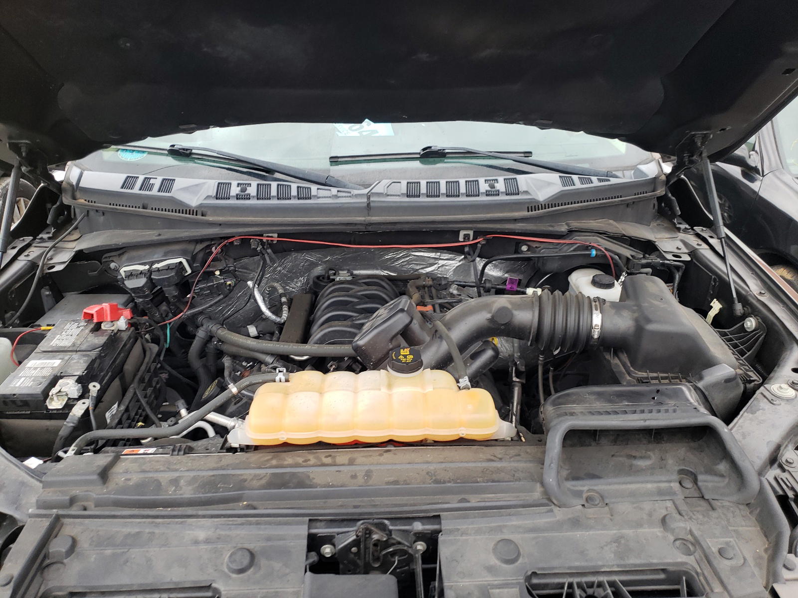 Photo 7 from auction – 2016 FORD F150 SUPER with VIN 1FTFX1EF6GFB33684