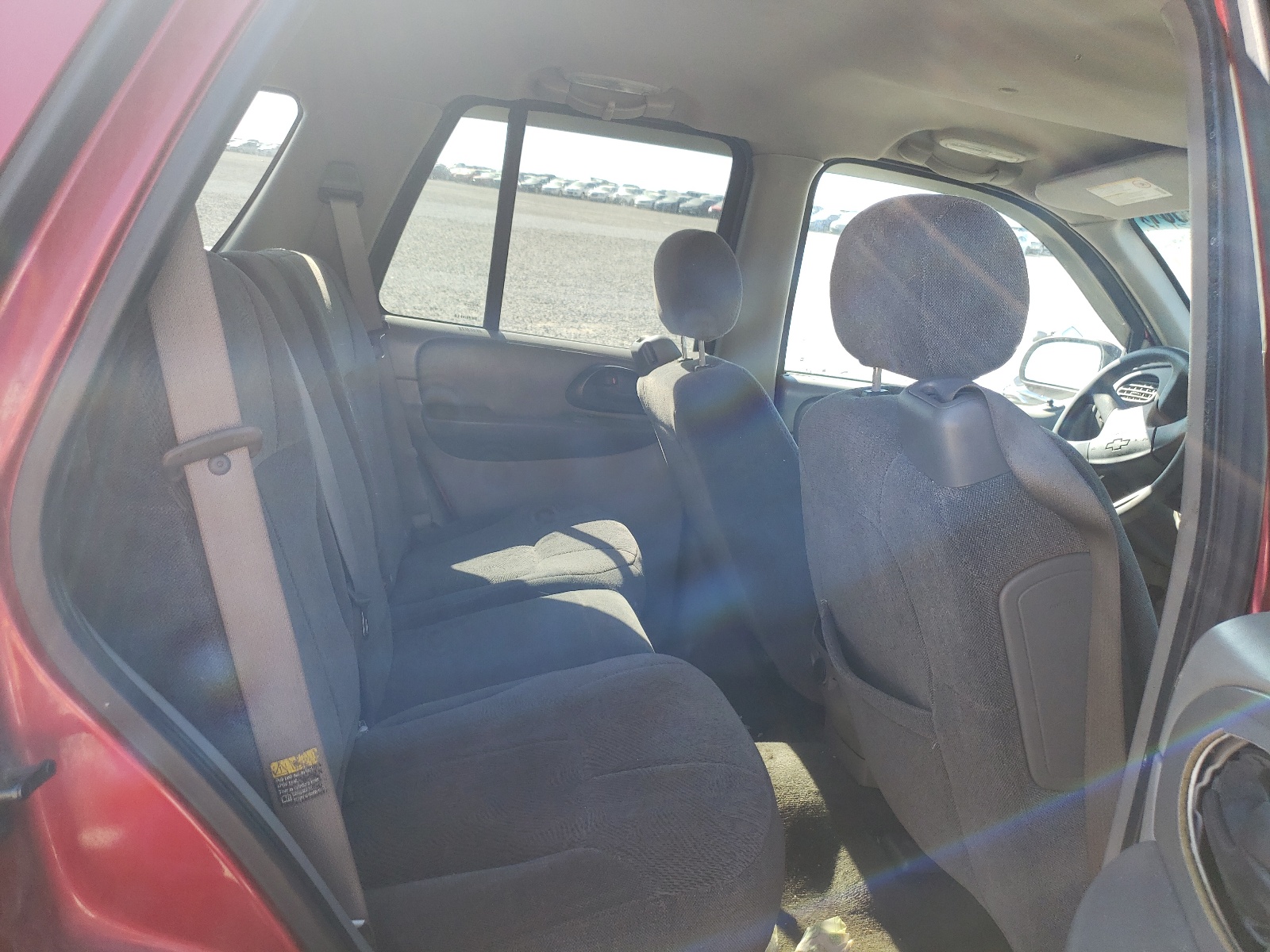 Photo 6 from auction – 2004 CHEVROLET TRAILBLAZE with VIN 1GNDT13S942200999