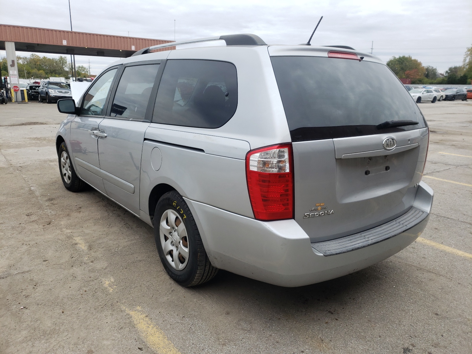 Photo 3 from auction – 2009 KIA SEDONA EX with VIN KNDMB233896308749