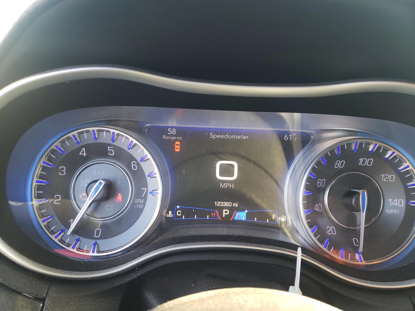 Photo 8 from auction – 2016 CHRYSLER 300C with VIN 2C3CCAEG1GH189686