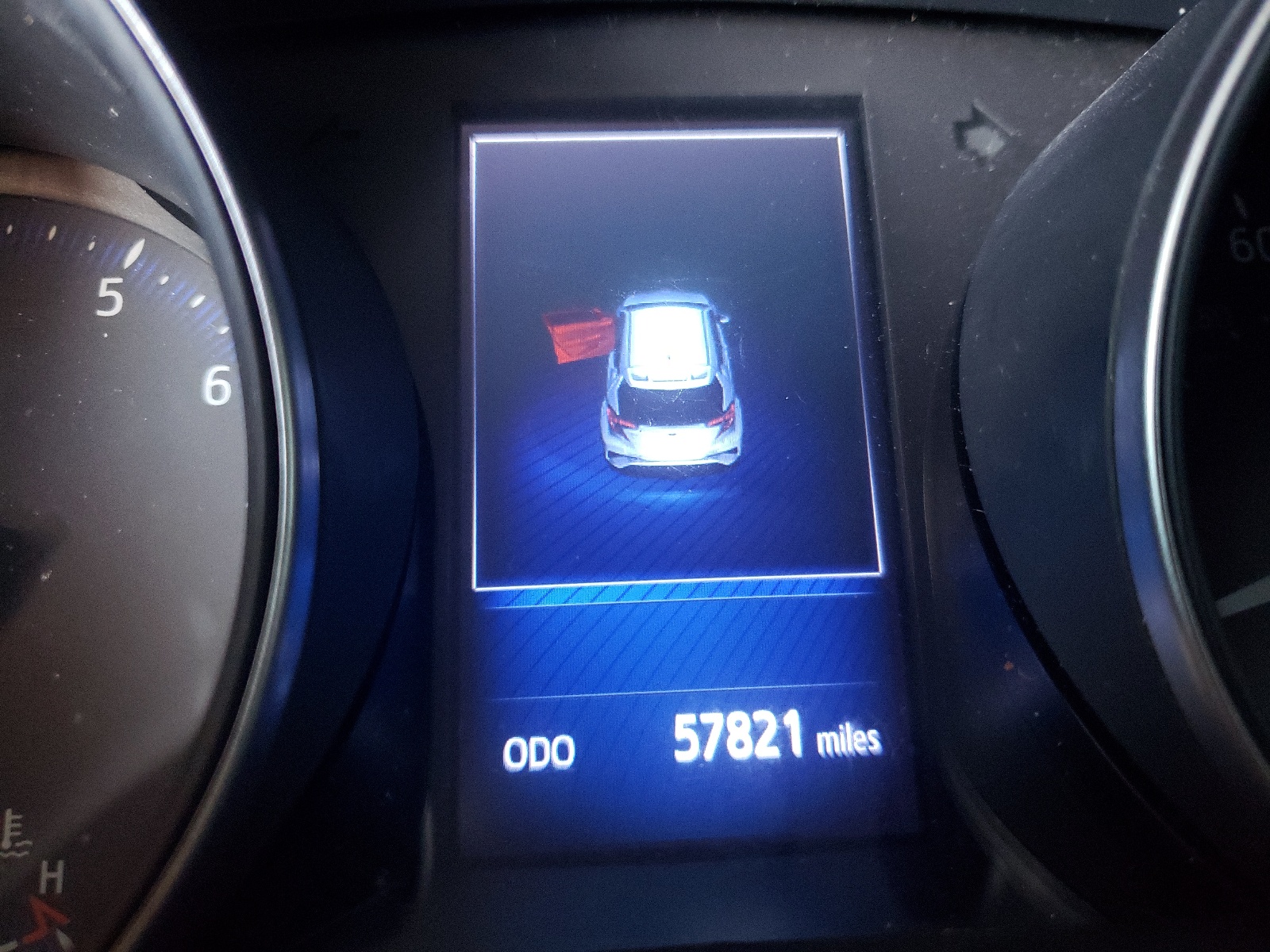 Photo 8 from auction – 2018 TOYOTA C-HR XLE with VIN NMTKHMBX9JR052002