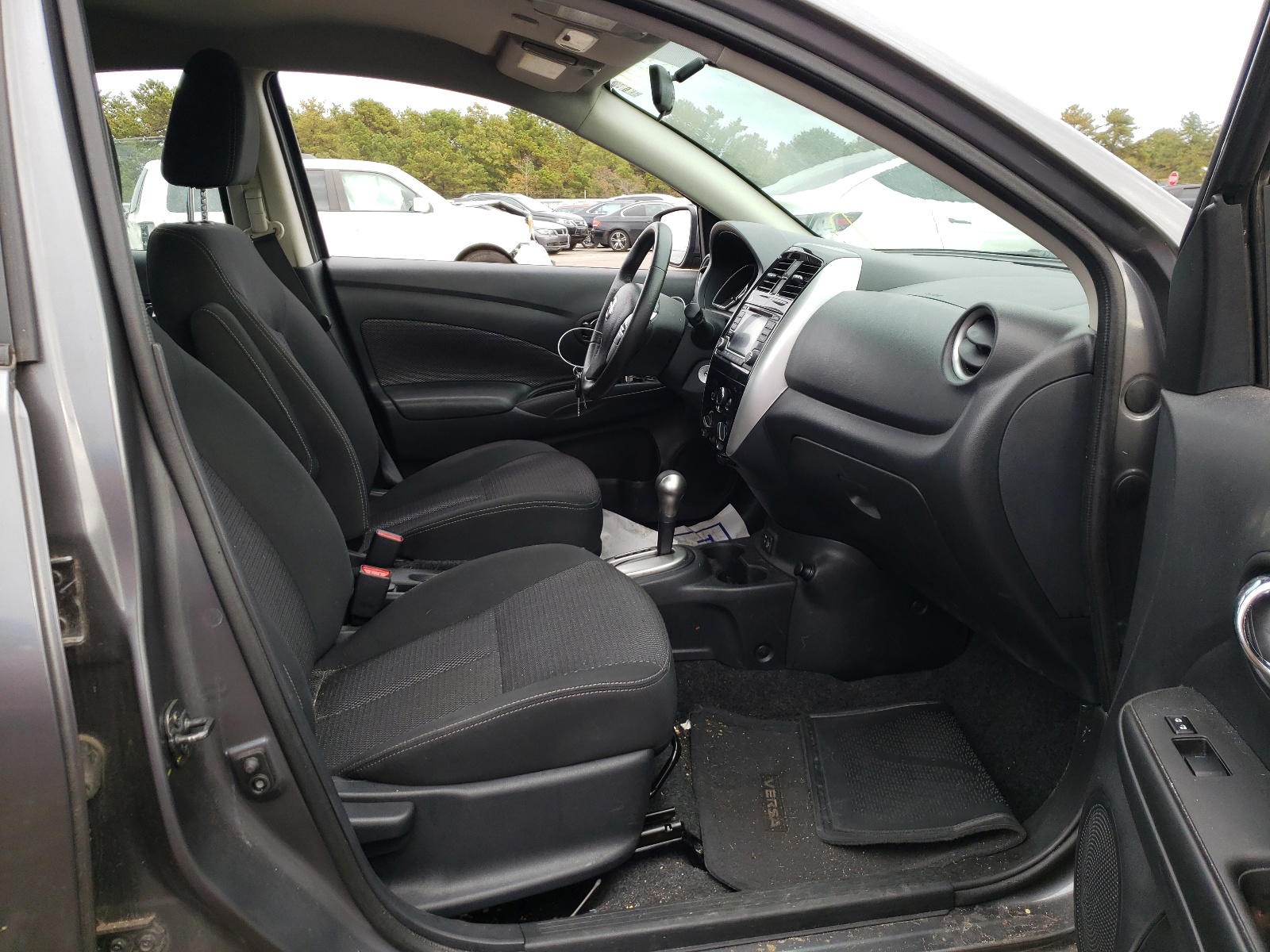 Photo 5 from auction – 2018 NISSAN VERSA with VIN 3N1CN7AP5JL831794
