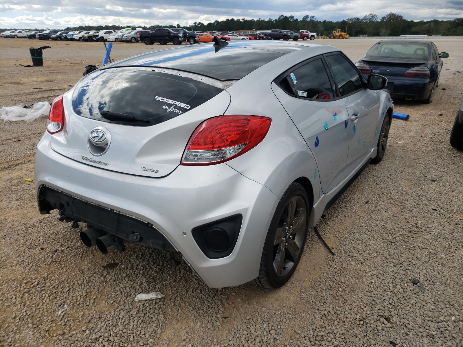 Photo 4 from auction – 2014 HYUNDAI VELOSTER T with VIN KMHTC6AEXEU209405