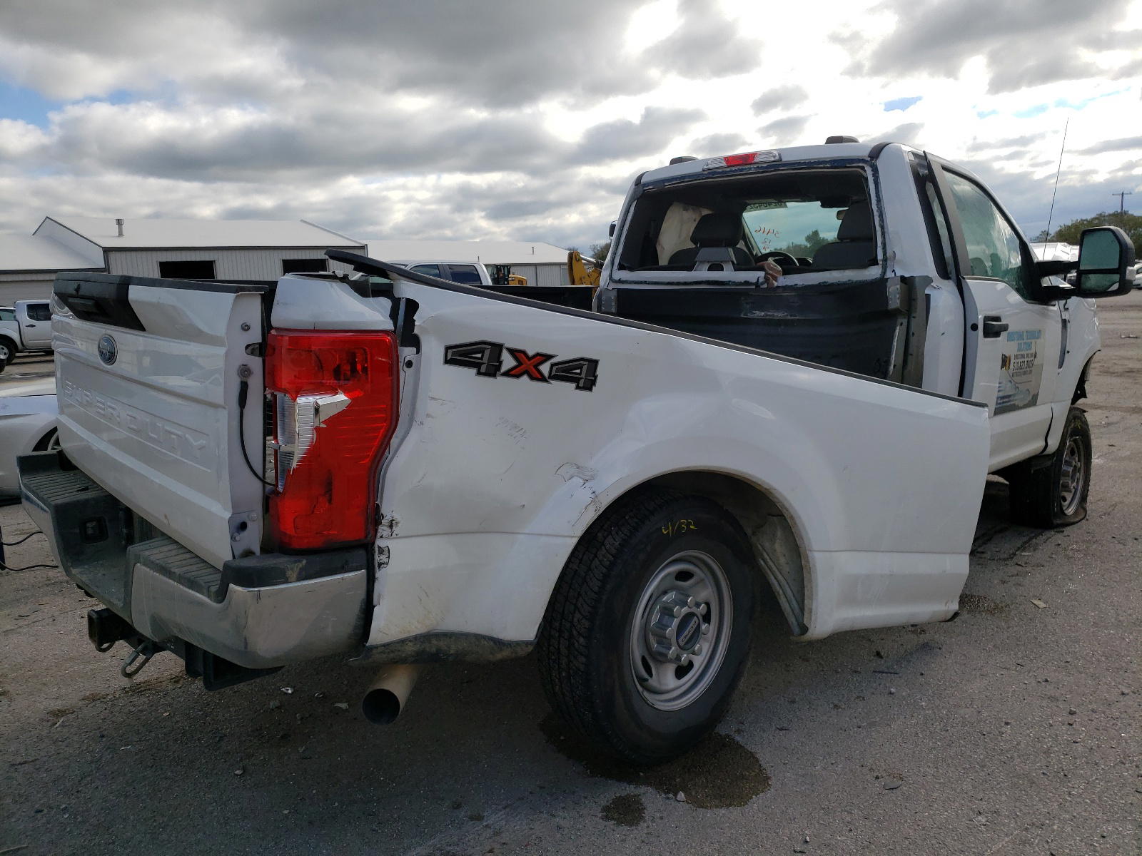 Photo 4 from auction – 2020 FORD F250 SUPER with VIN 1FTBF2B65LEE83416