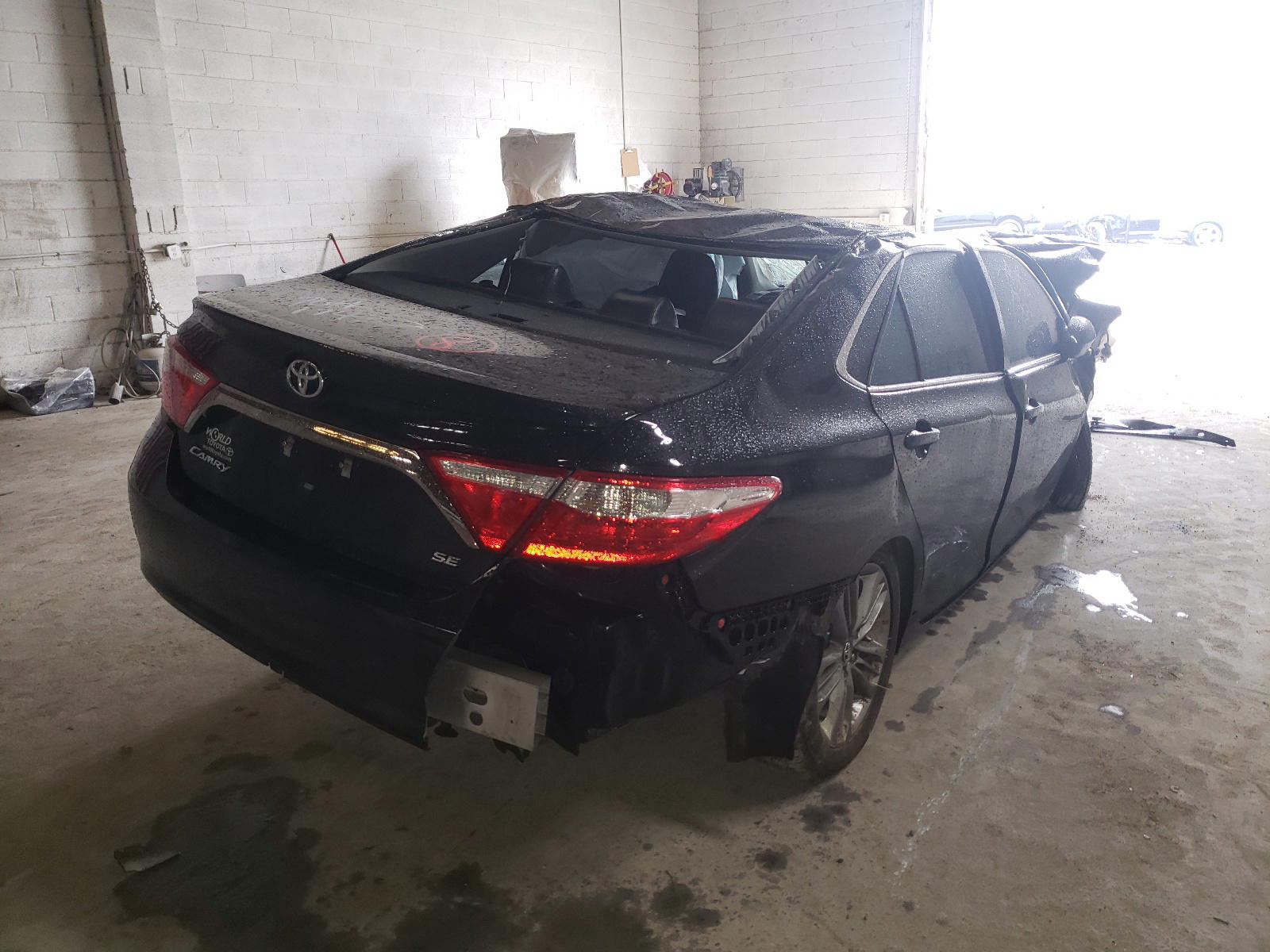 Photo 4 from auction – 2017 TOYOTA CAMRY LE with VIN 4T1BF1FK5HU802419