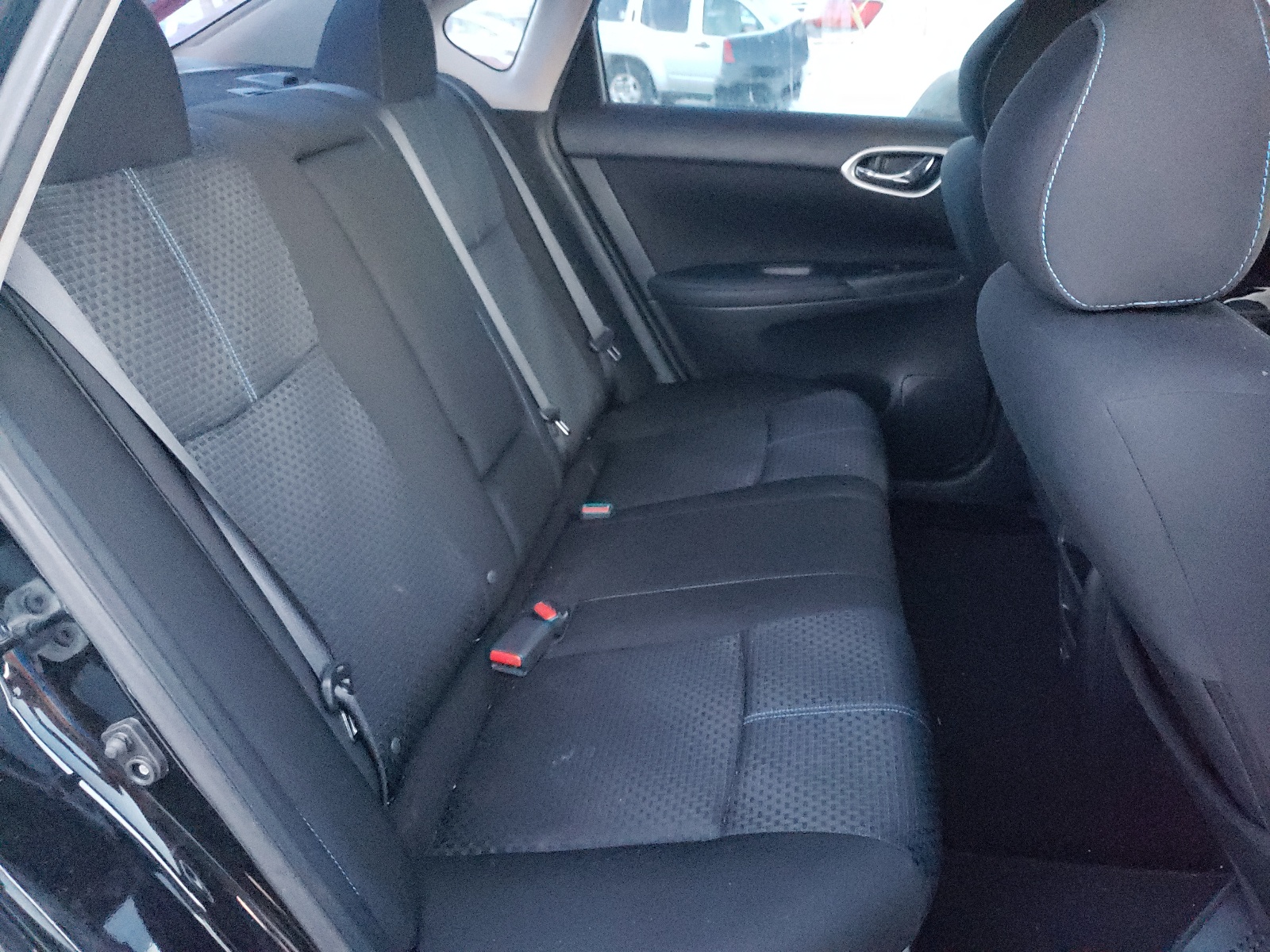 Photo 6 from auction – 2019 NISSAN SENTRA S with VIN 3N1AB7AP1KY240205