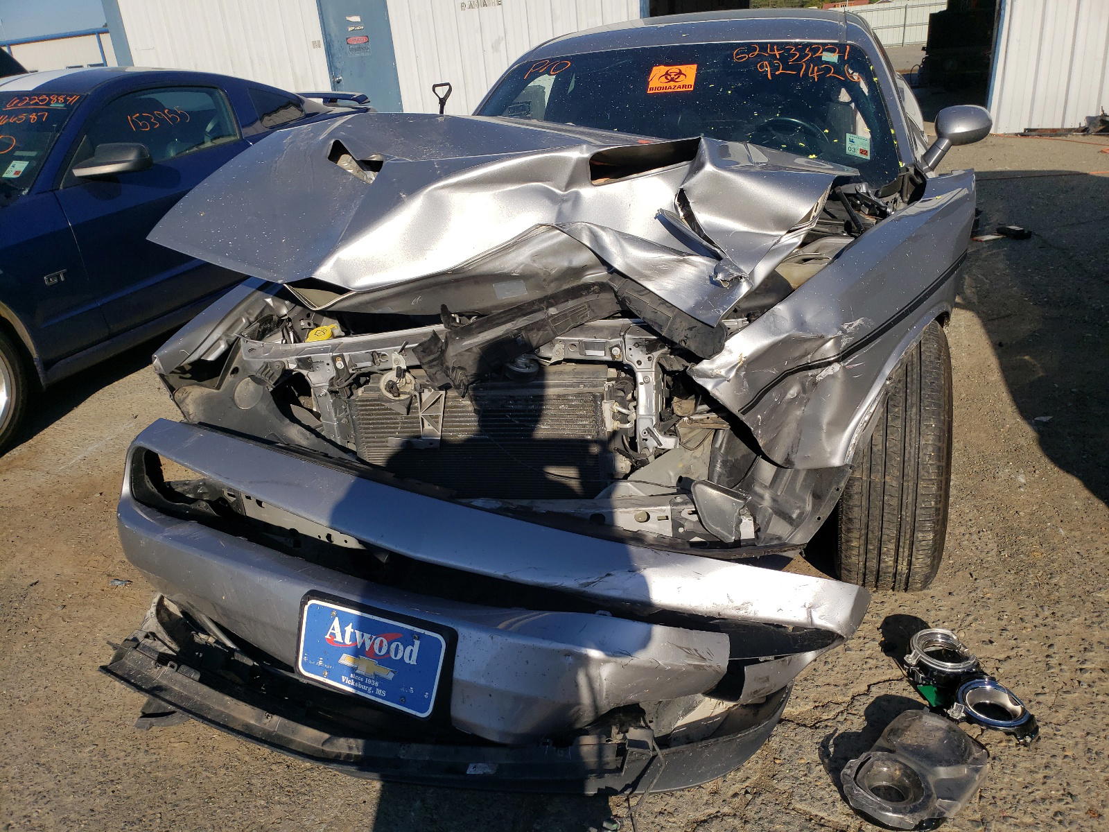 Photo 9 from auction – 2015 DODGE CHALLENGER with VIN 2C3CDZAT4FH927462
