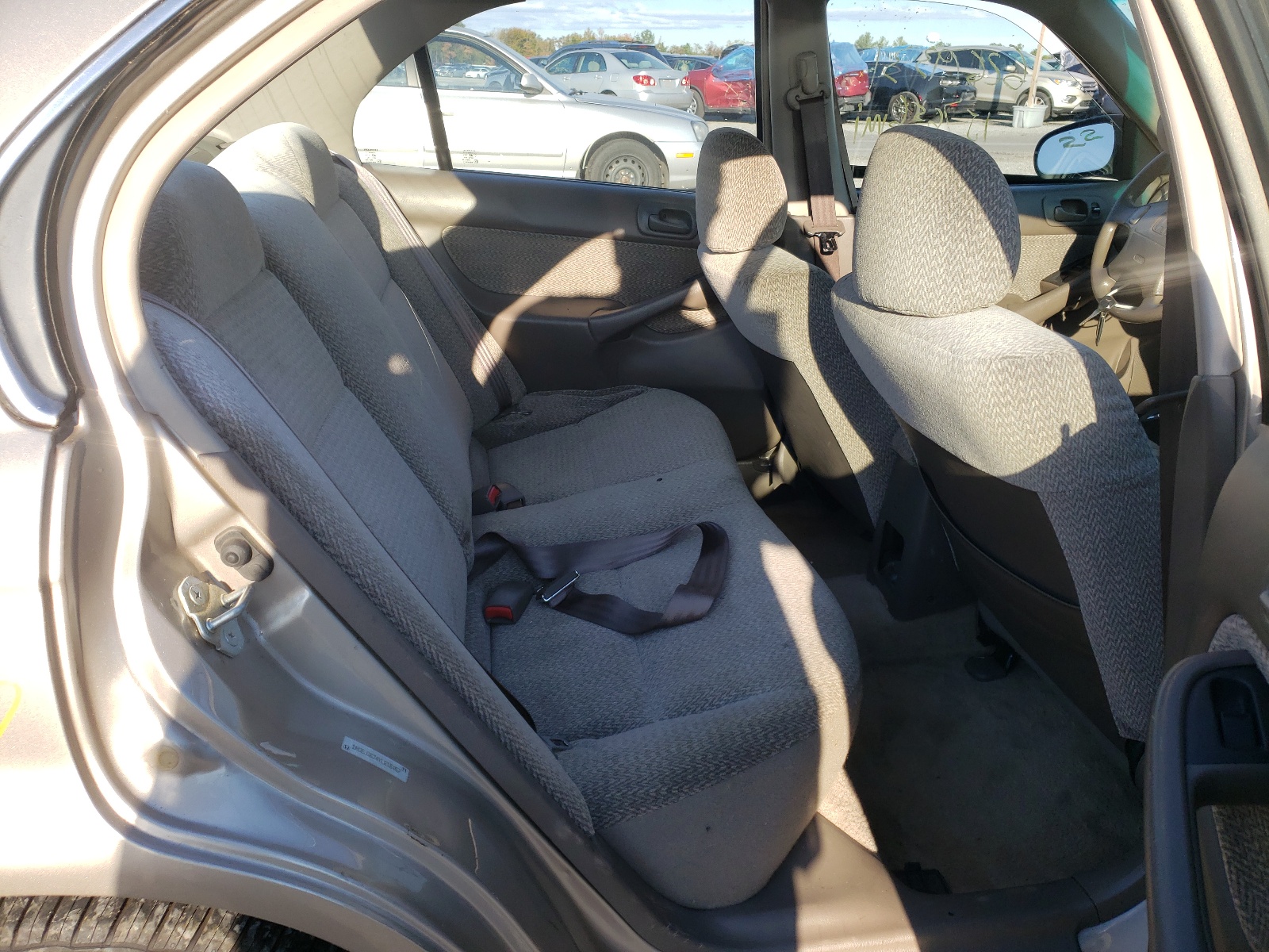 Photo 6 from auction – 2000 HONDA CIVIC with VIN 1HGEJ6674YL018457