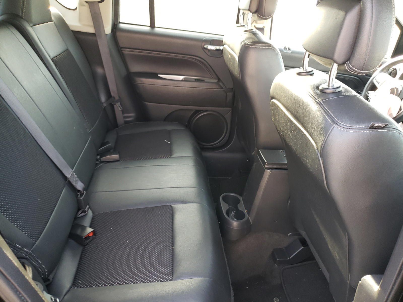 Photo 6 from auction – 2017 JEEP COMPASS LA with VIN 1C4NJDEB6HD107837