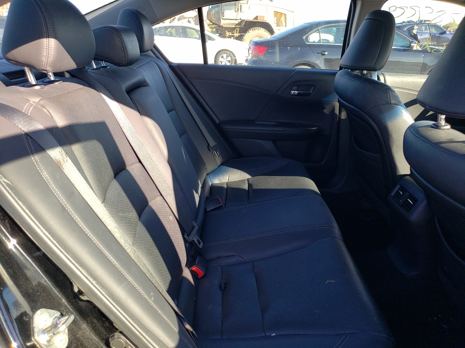 Photo 6 from auction – 2013 HONDA ACCORD EXL with VIN 1HGCR2F87DA223133
