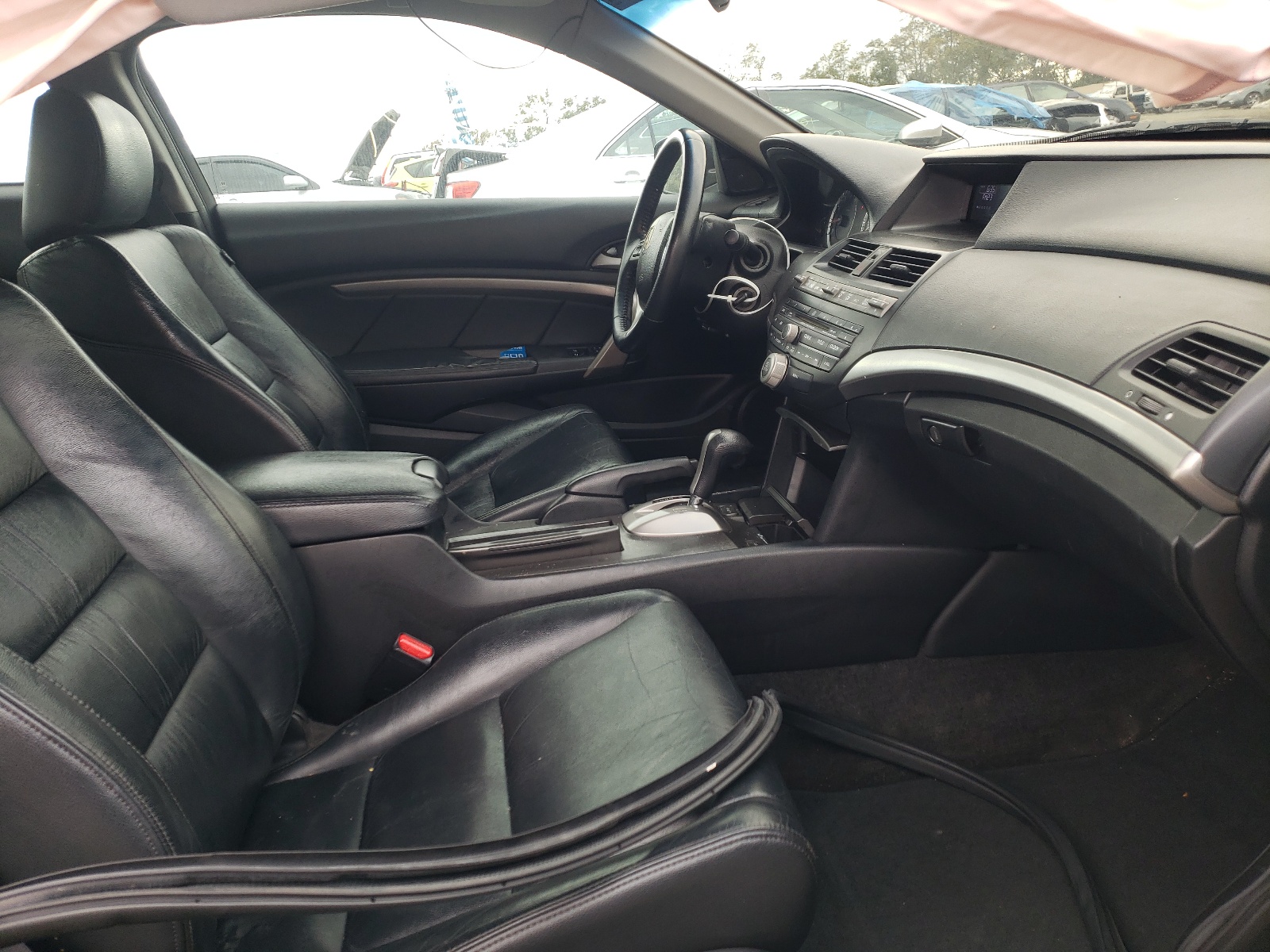 Photo 5 from auction – 2010 HONDA ACCORD EXL with VIN 1HGCS2B81AA001399