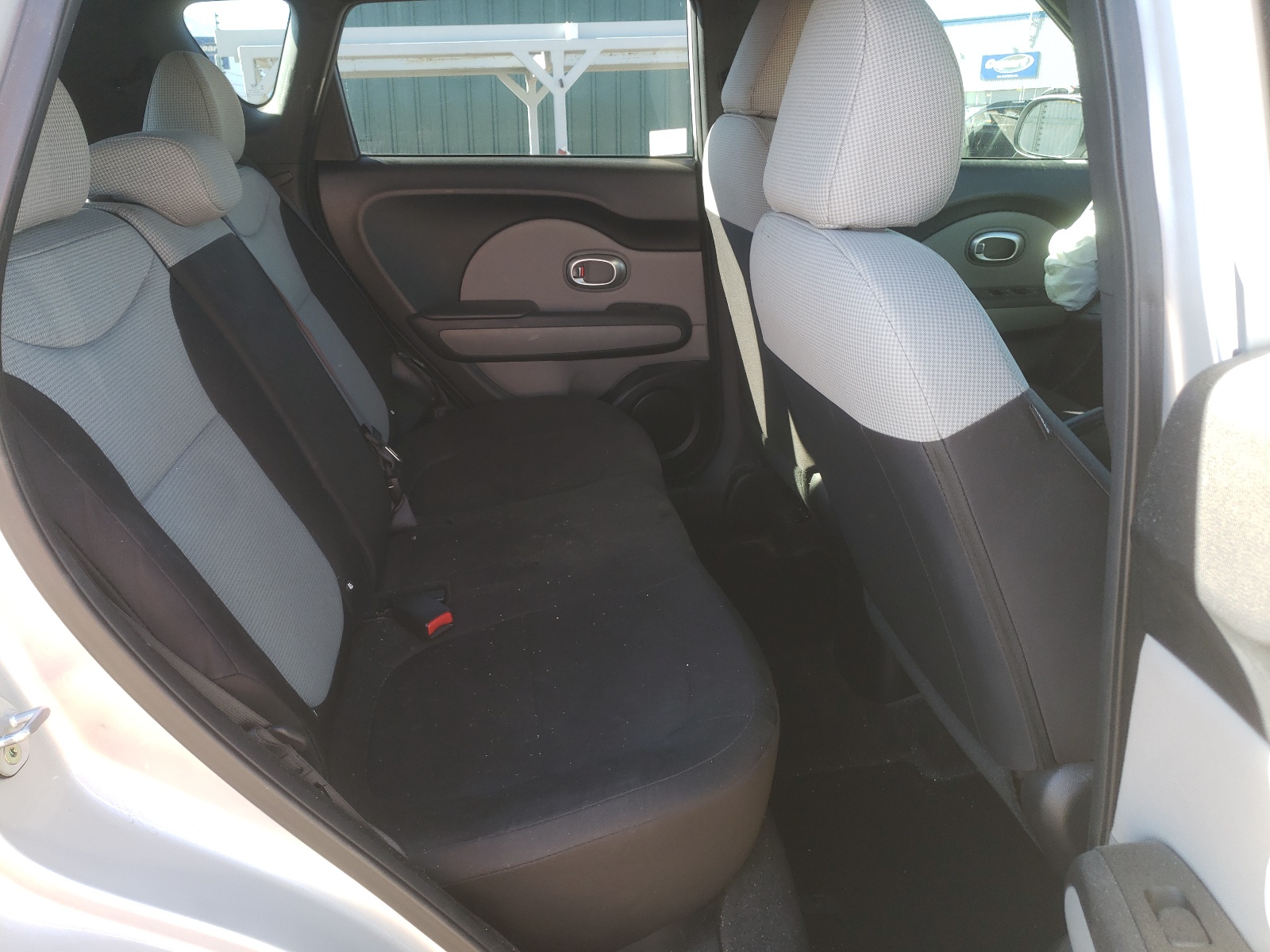 Photo 6 from auction – 2016 KIA SOUL with VIN KNDJN2A24G7853472