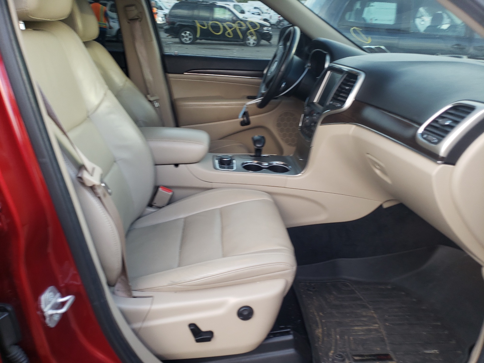 Photo 5 from auction – 2014 JEEP GRAND CHER with VIN 1C4RJFBG0EC266268