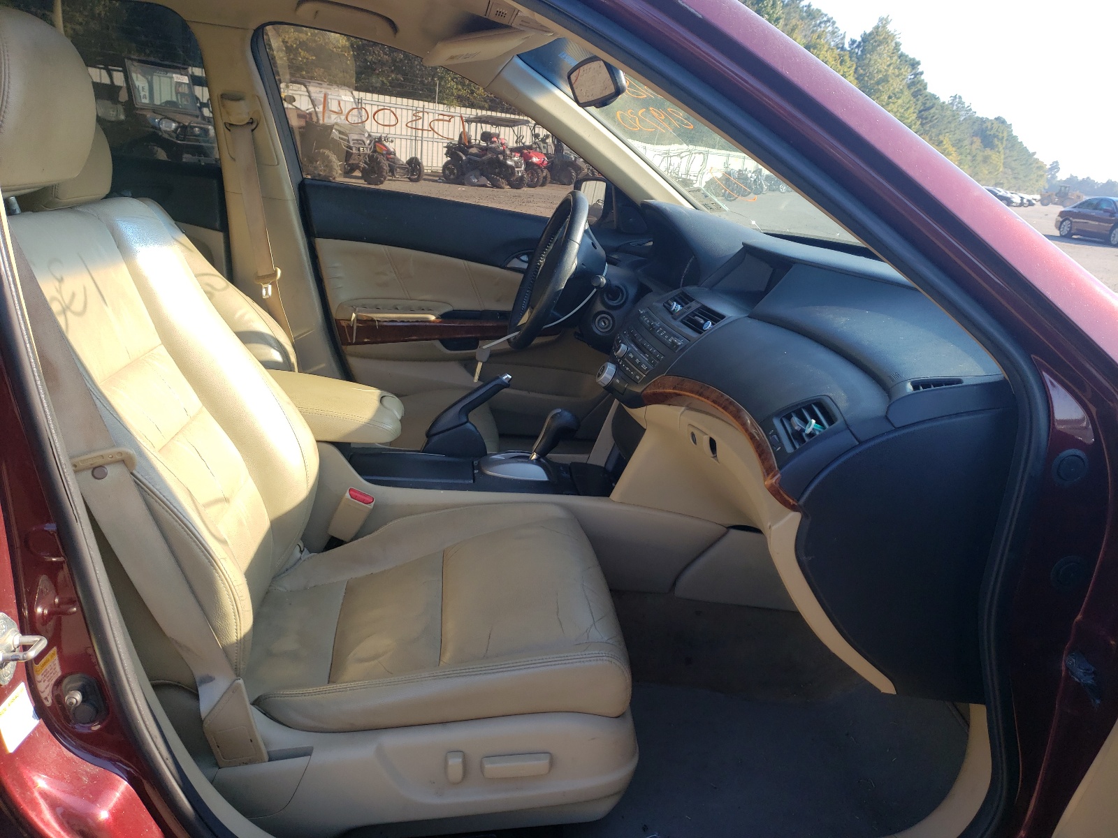 Photo 5 from auction – 2012 HONDA ACCORD EXL with VIN 1HGCP2F8XCA219730