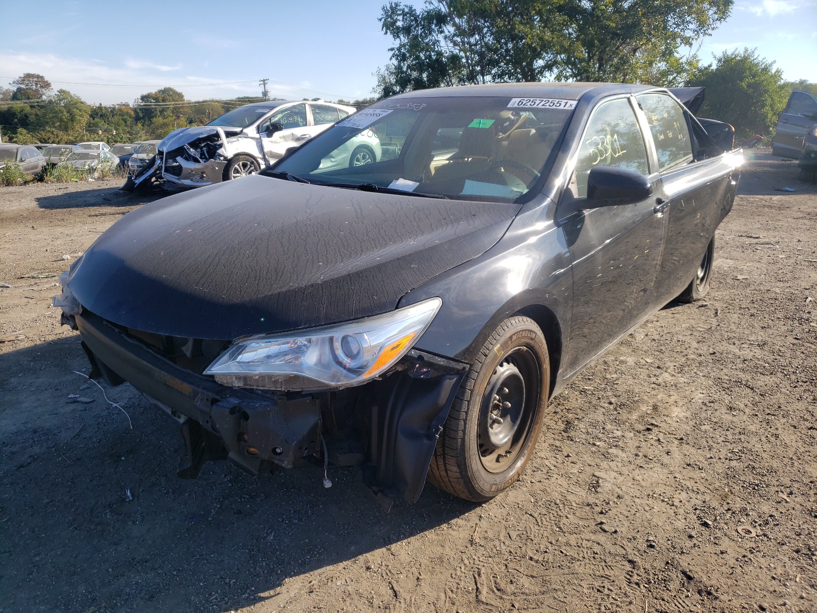 Photo 2 from auction – 2016 TOYOTA CAMRY LE with VIN 4T4BF1FK8GR528556