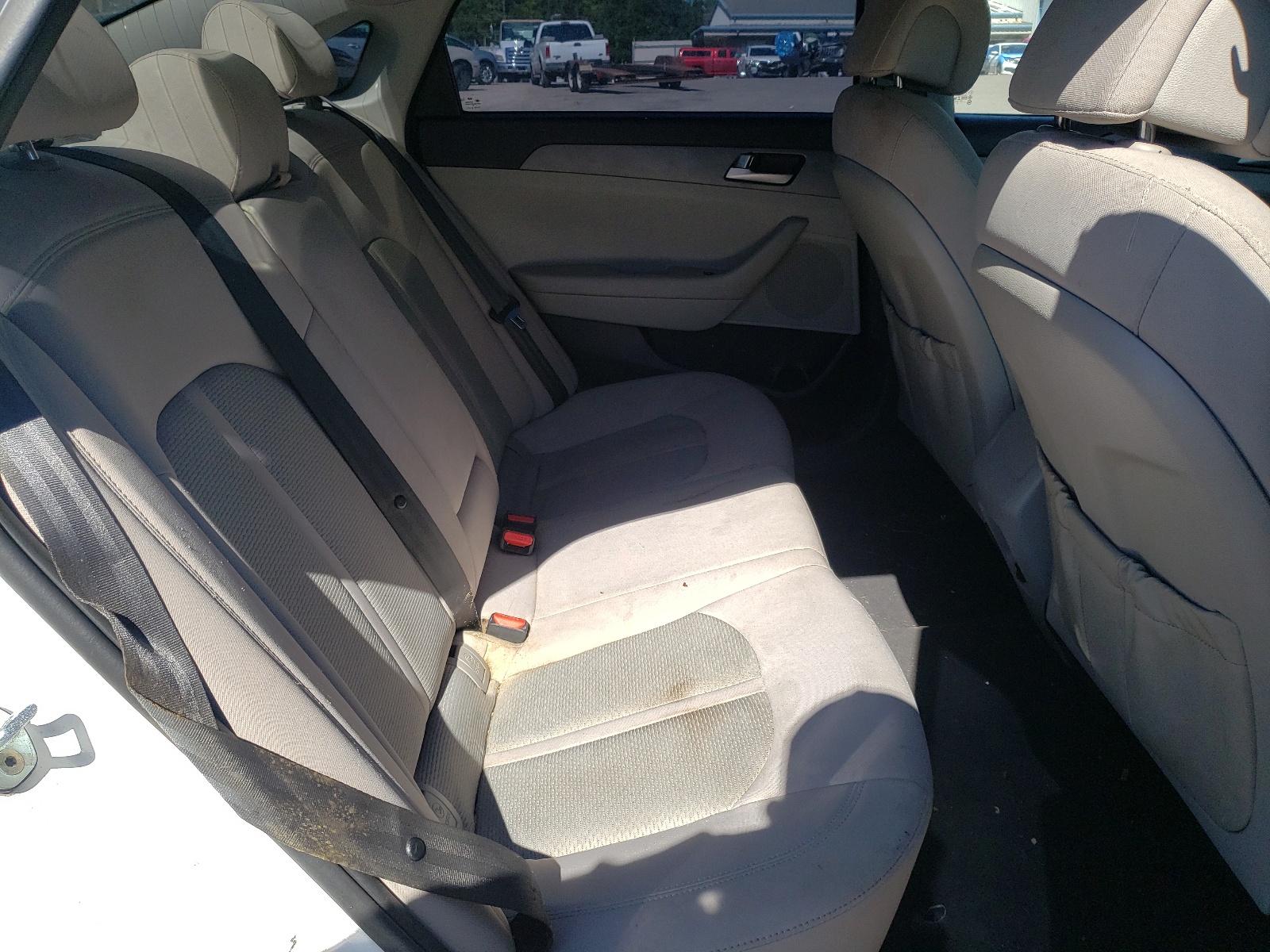 Photo 6 from auction – 2017 HYUNDAI SONATA SE with VIN 5NPE24AFXHH466656
