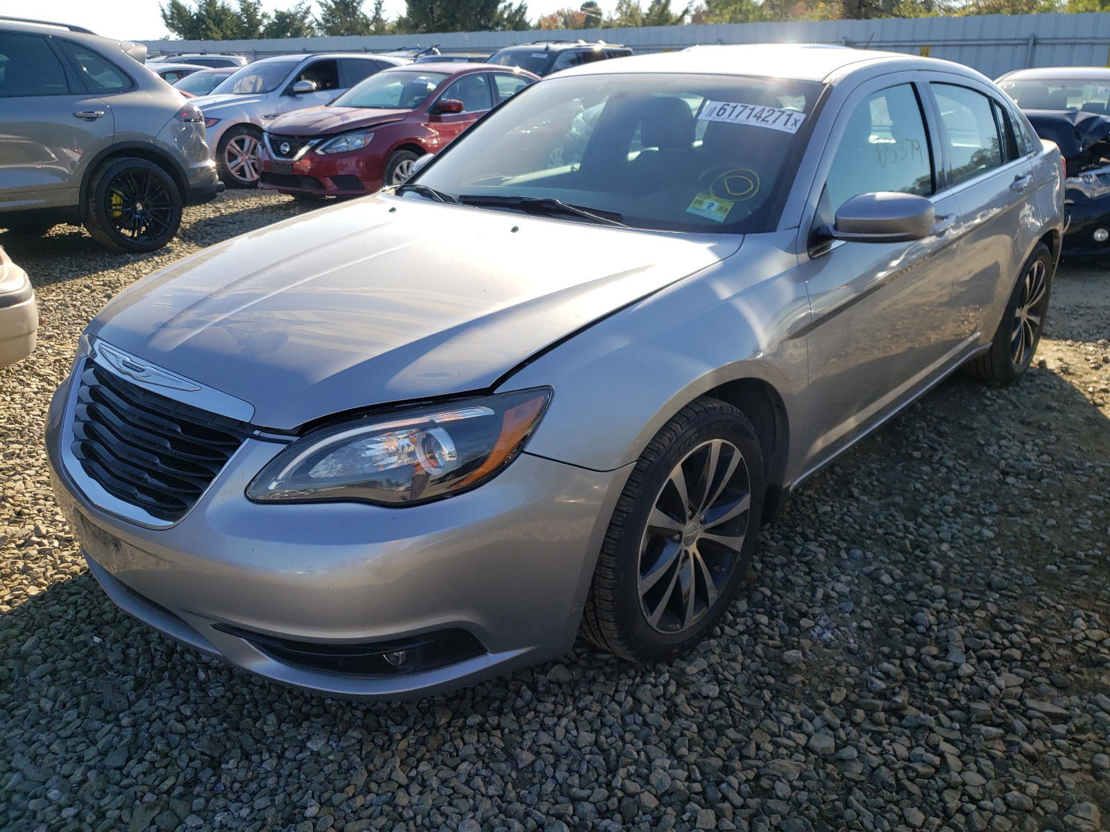 Photo 2 from auction – 2014 CHRYSLER 200 LIMITE with VIN 1C3CCBCG2EN156435