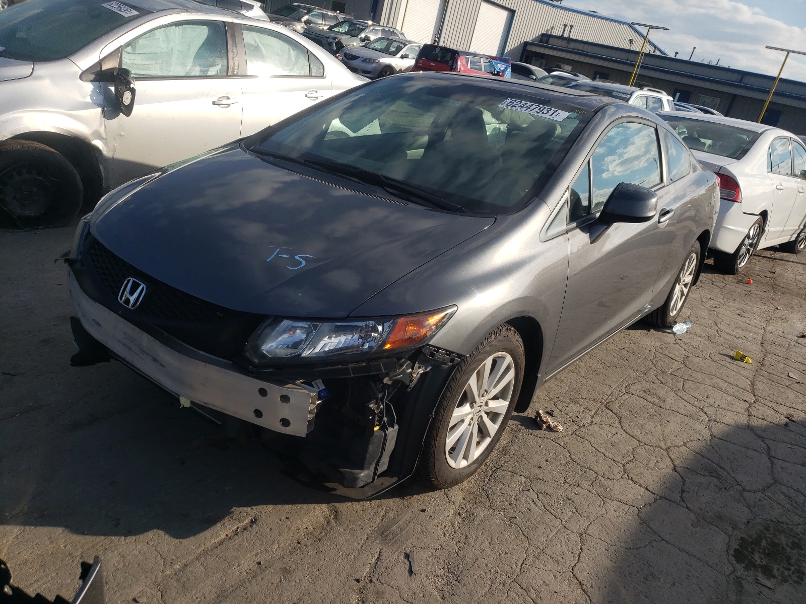Photo 2 from auction – 2012 HONDA CIVIC EXL with VIN 2HGFG3B11CH550421