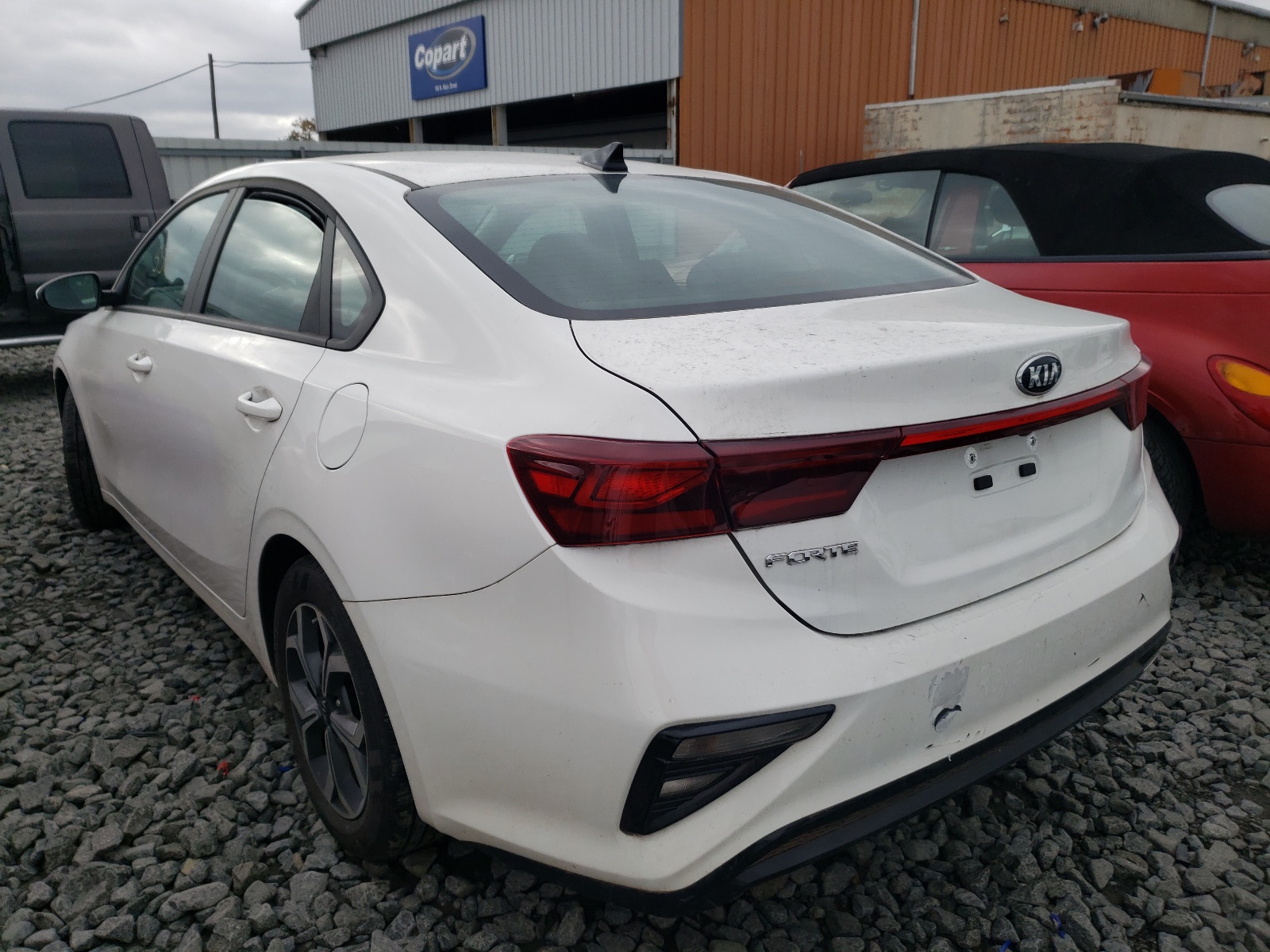 Photo 3 from auction – 2021 KIA FORTE FE with VIN 3KPF24AD0ME292274
