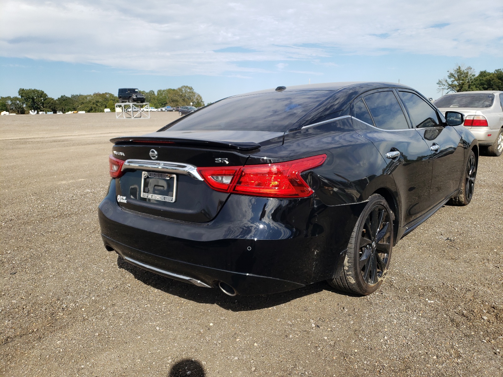 Фото 4 с аукциона – 2017 NISSAN MAXIMA 3.5 с VIN 1N4AA6AP1HC366694