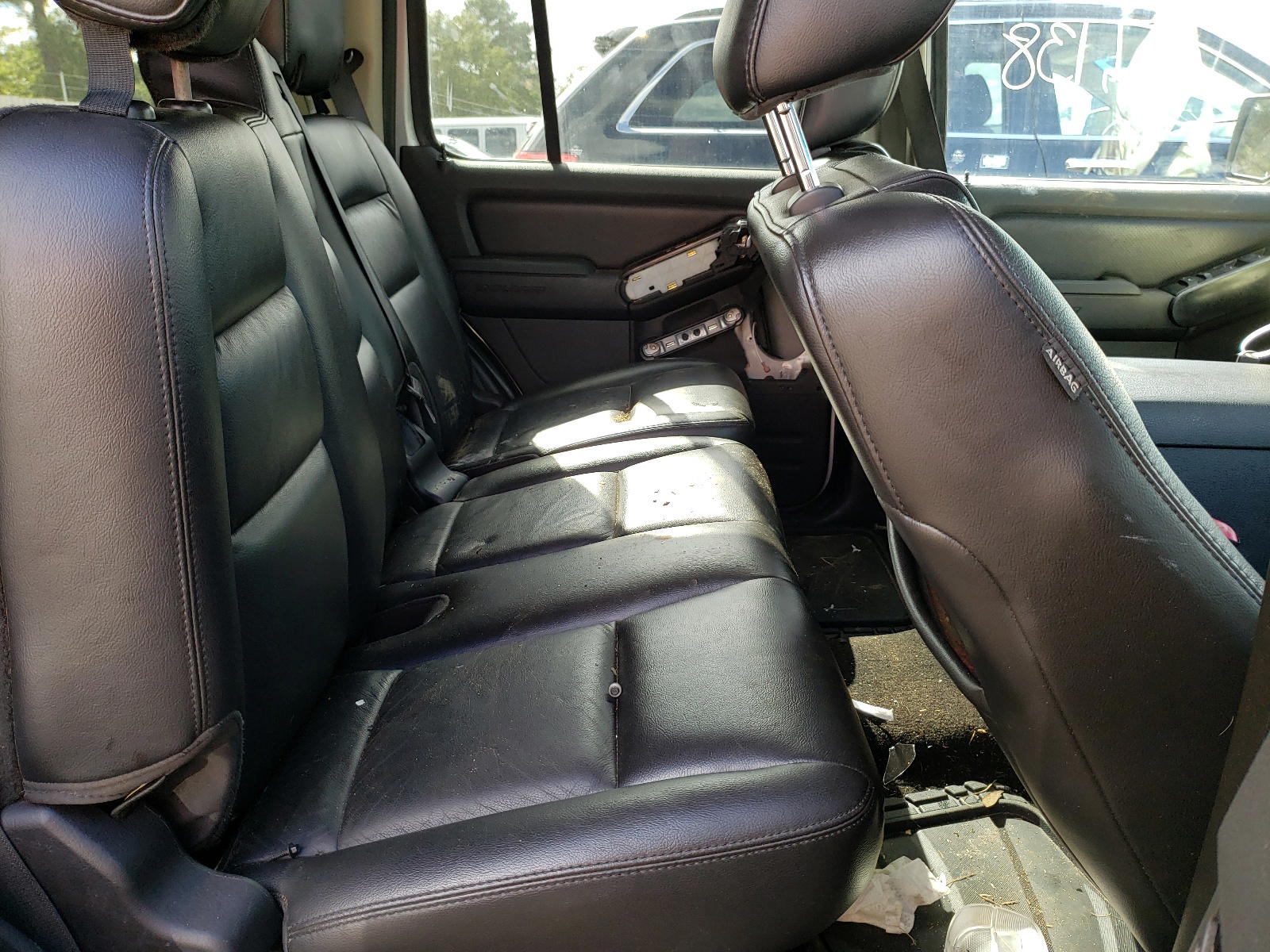 Photo 6 from auction – 2009 FORD EXPLORER X with VIN 1FMEU63E49UA21178