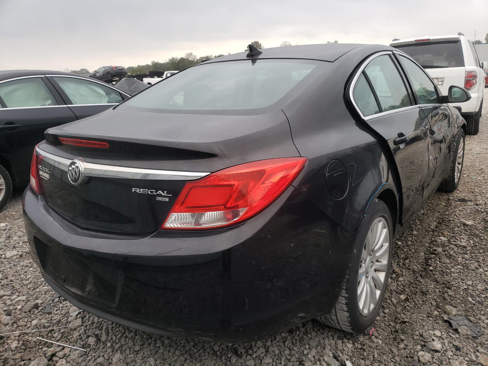 Photo 4 from auction – 2011 BUICK REGAL CXL with VIN 2G4GN5EC5B9184405