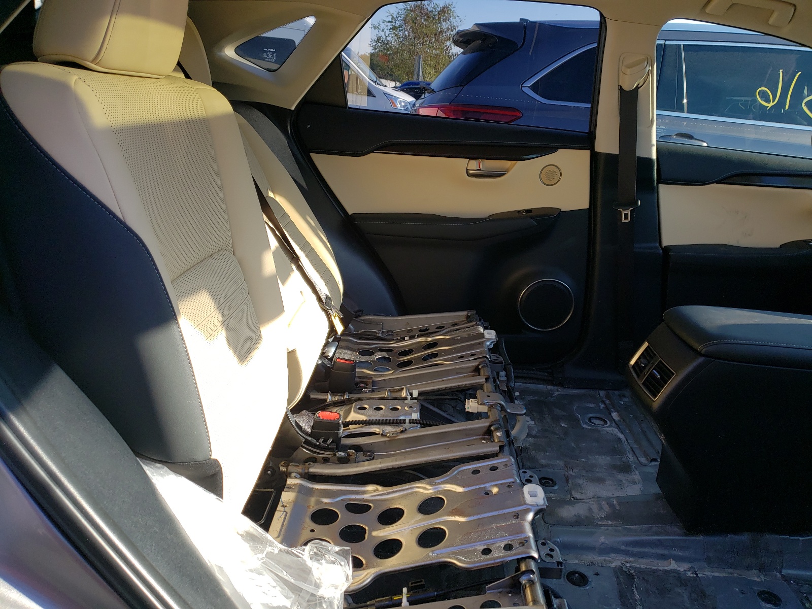 Photo 6 from auction – 2021 LEXUS NX 300 BAS with VIN JTJDARDZ9M2255958