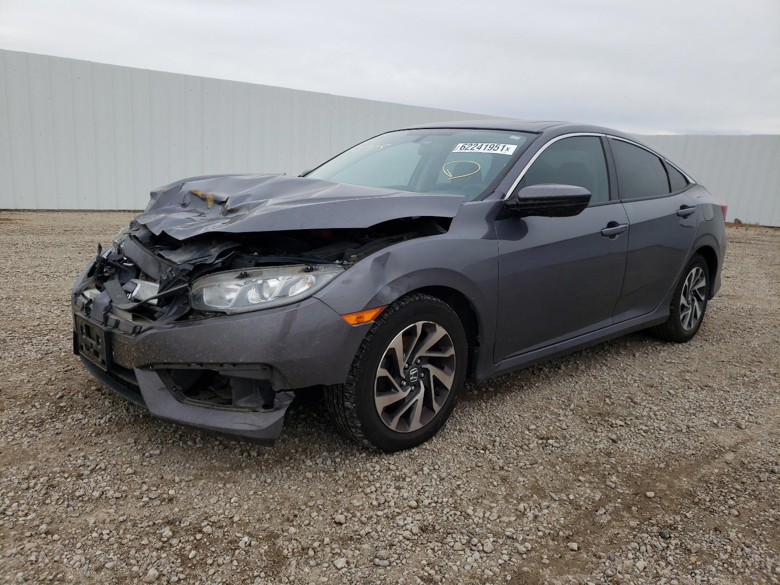 Photo 2 from auction – 2017 HONDA CIVIC EX with VIN 2HGFC2F71HH566405