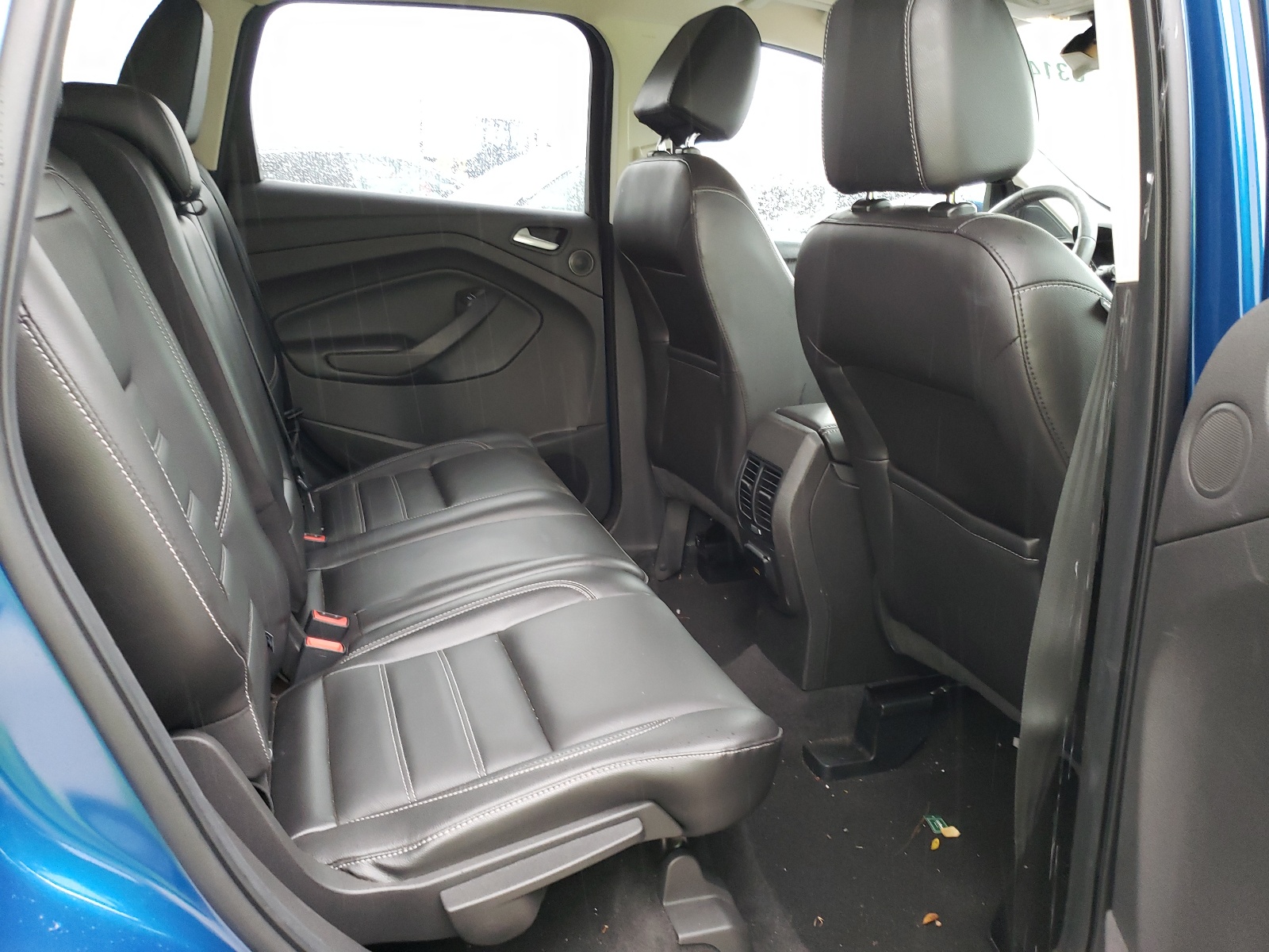 Photo 6 from auction – 2017 FORD ESCAPE TIT with VIN 1FMCU9J91HUD02917