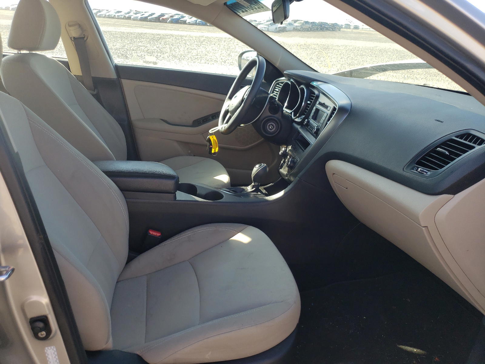 Photo 5 from auction – 2013 KIA OPTIMA LX with VIN KNAGM4A74D5392282