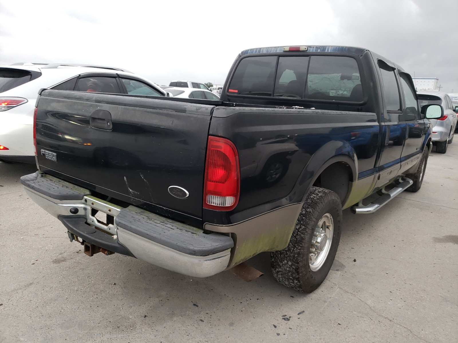 Zdjęcie 4 z aukcji – 2002 FORD F250 SUPER z VIN 1FTNW20F32EB86899