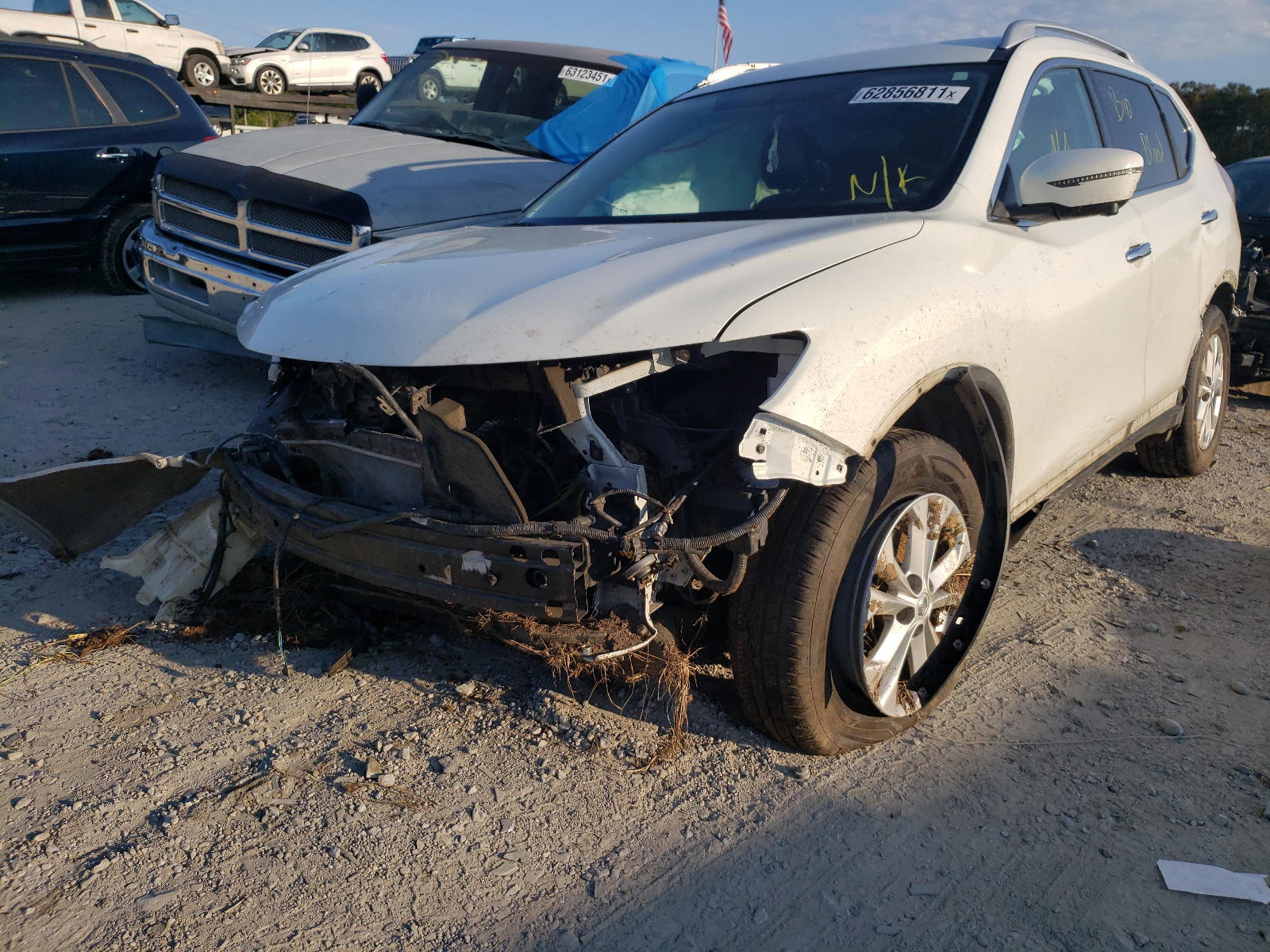 Photo 2 from auction – 2016 NISSAN ROGUE S with VIN KNMAT2MT1GP651344