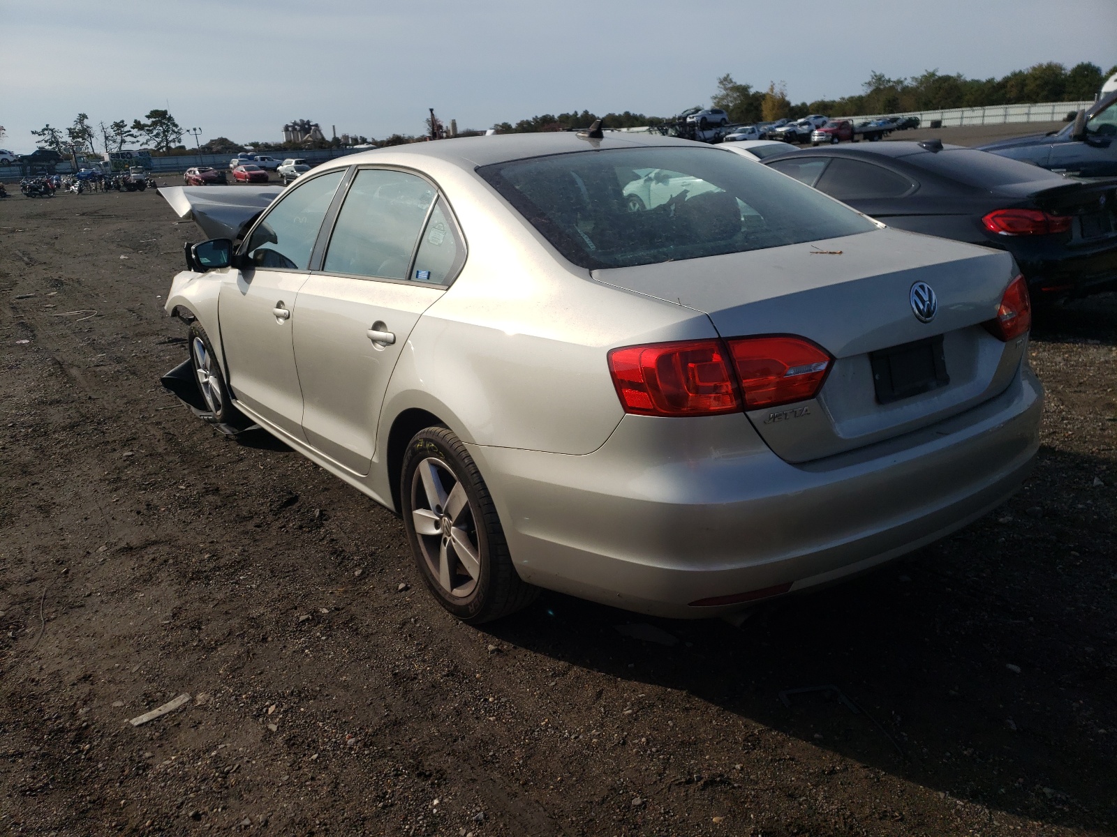 Photo 3 from auction – 2012 VOLKSWAGEN JETTA TDI with VIN 3VWLL7AJ2CM450283
