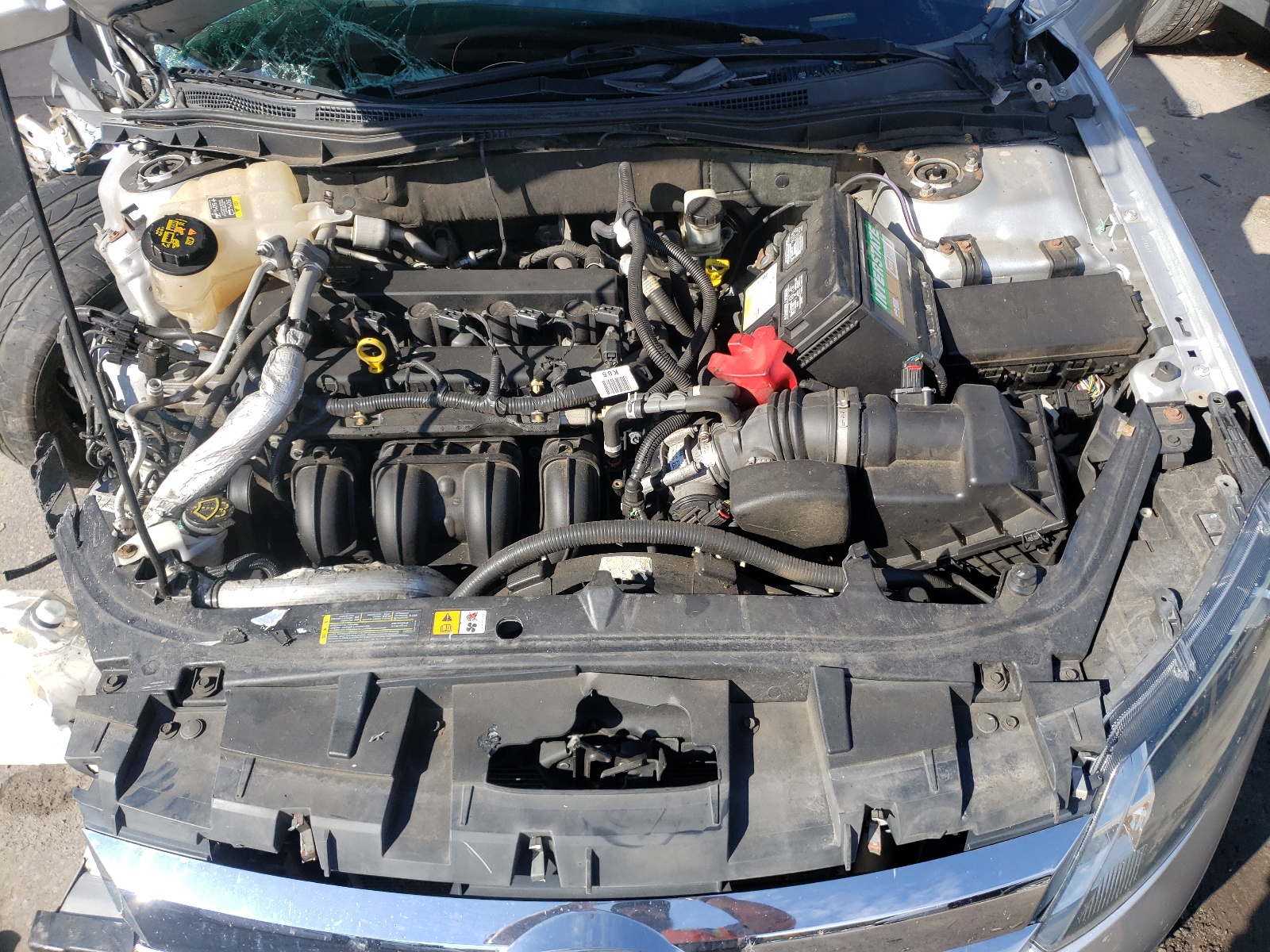 Photo 7 from auction – 2012 FORD FUSION SE with VIN 3FAHP0HA3CR353094