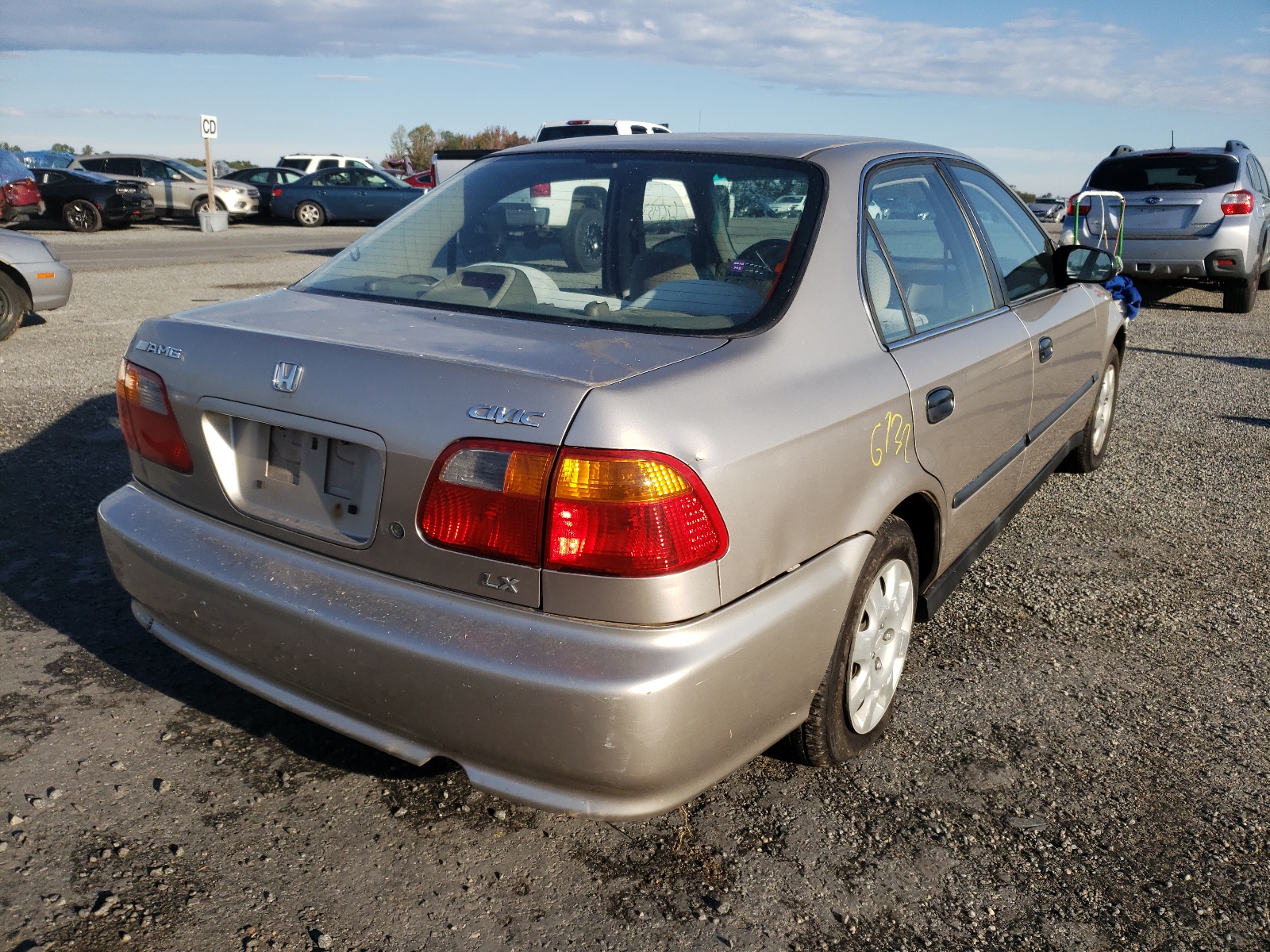 Photo 4 from auction – 2000 HONDA CIVIC with VIN 1HGEJ6674YL018457