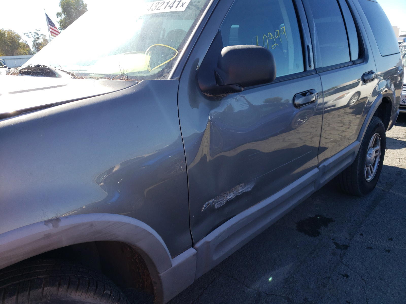 Photo 9 from auction – 2002 FORD EXPLORER X with VIN 1FMZU73K92ZC66340