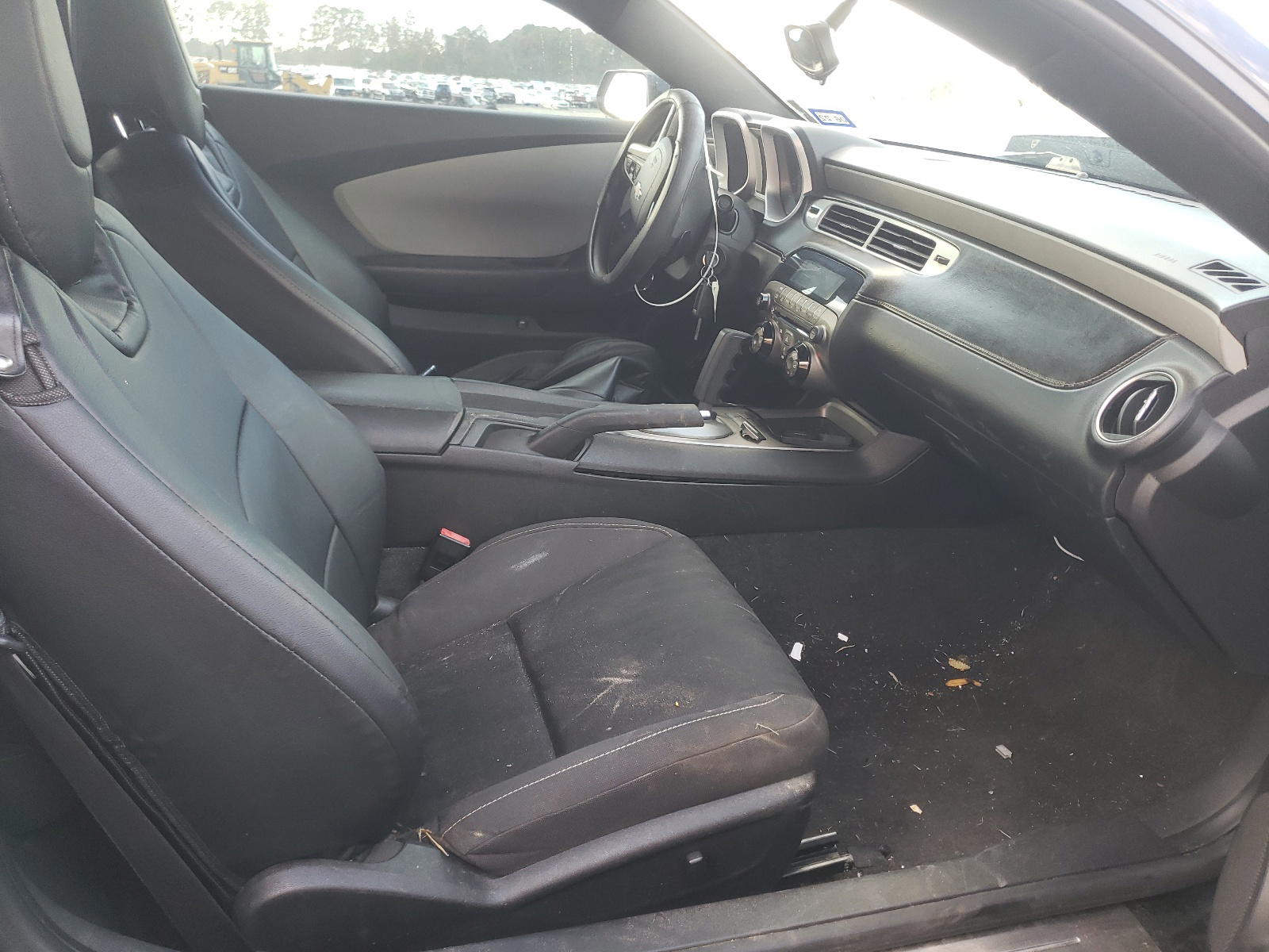 Photo 5 from auction – 2012 CHEVROLET CAMARO LS with VIN 2G1FA1E36C9169779