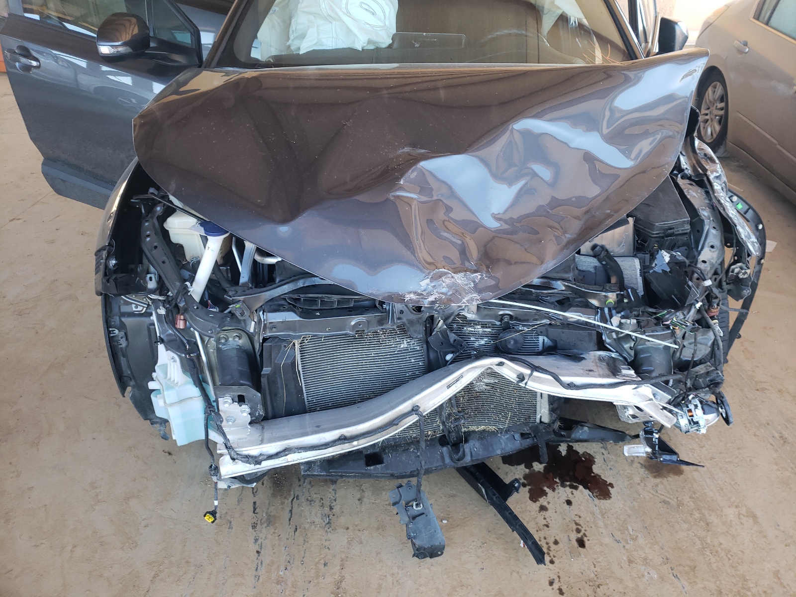 Photo 7 from auction – 2018 TOYOTA C-HR XLE with VIN NMTKHMBX9JR052002