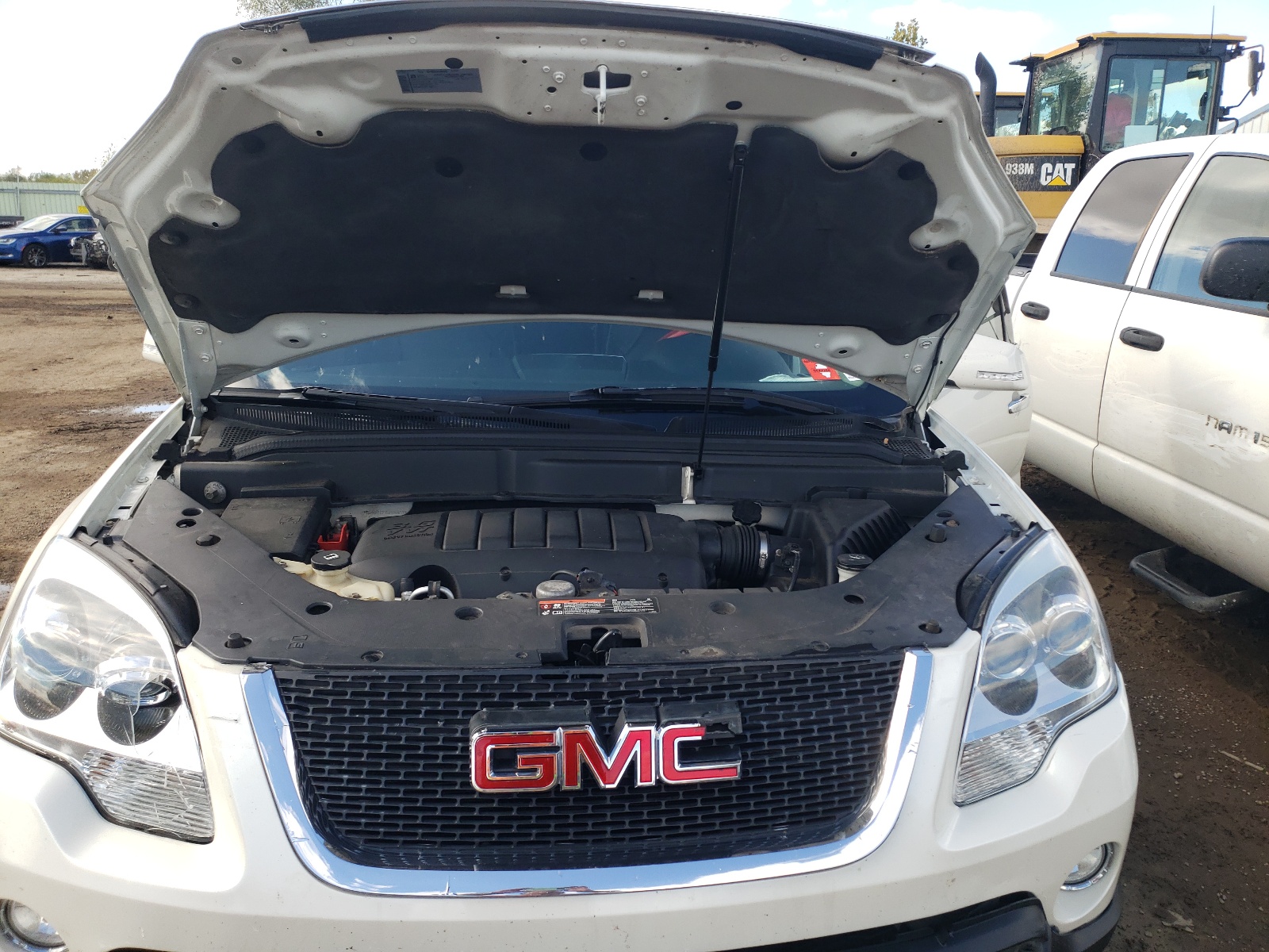 Photo 7 from auction – 2012 GMC ACADIA SLT with VIN 1GKKRRED7CJ350839