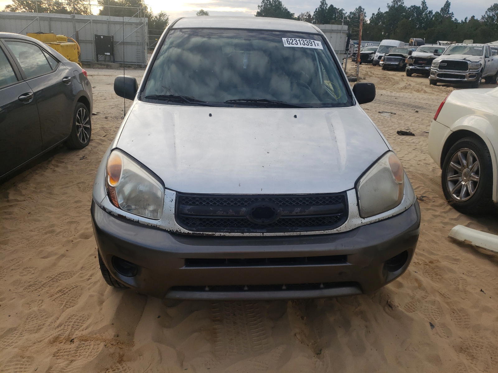 Photo 9 from auction – 2005 TOYOTA RAV4 with VIN JTEGD20V750052450