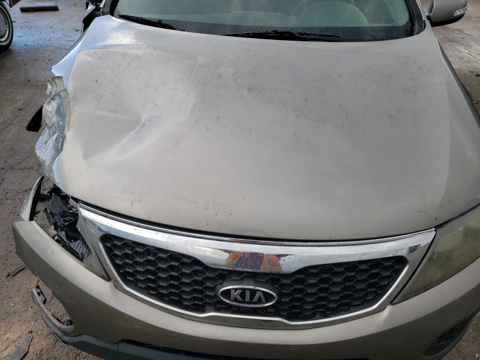 Photo 7 from auction – 2011 KIA SORENTO BA with VIN 5XYKT3A17BG080340