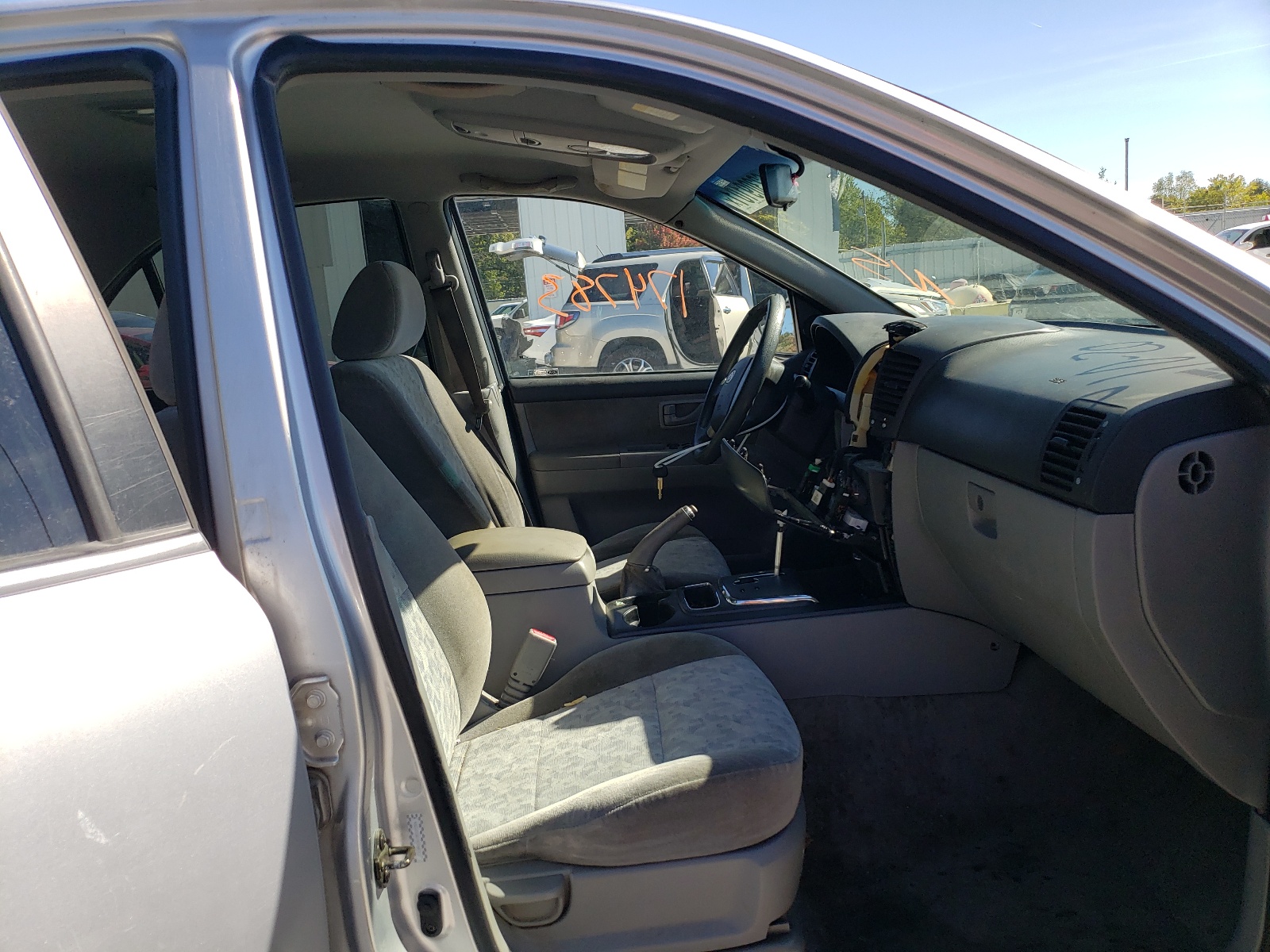 Foto 5 de la subasta – 2007 KIA SORENTO EX con VIN KNDJD736775714917