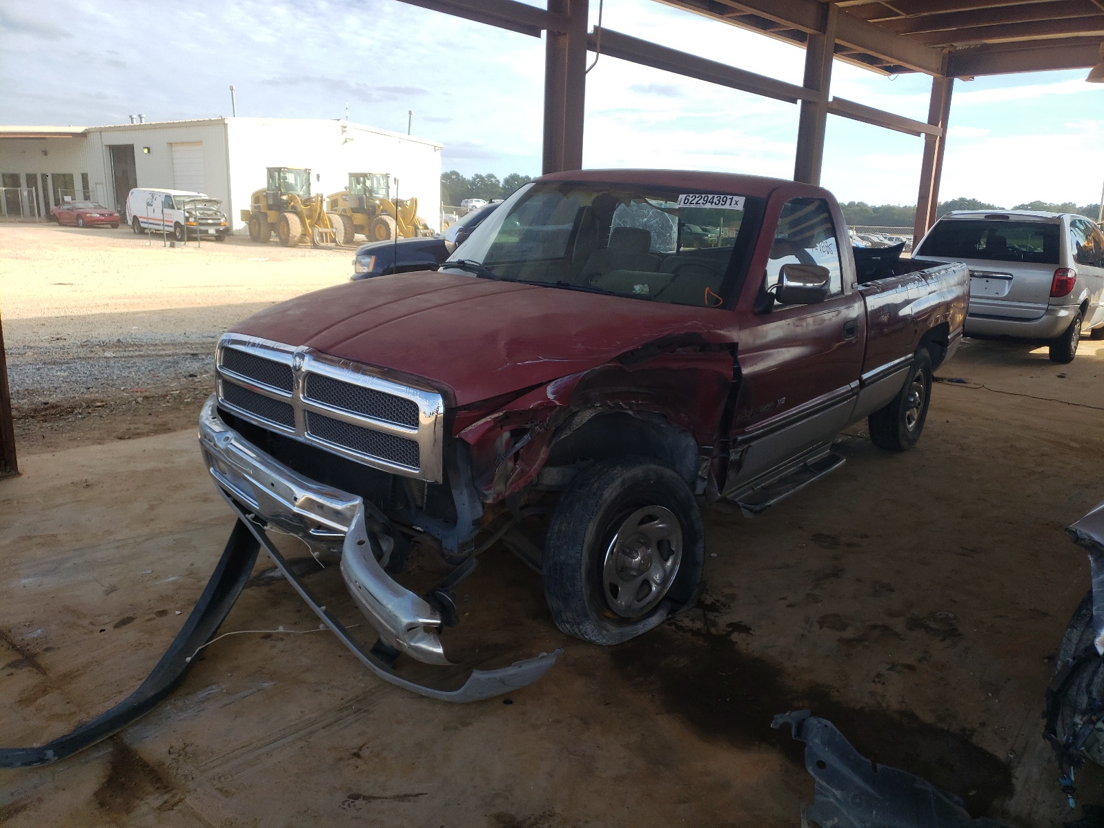 Photo 2 from auction – 1996 DODGE RAM 1500 with VIN 1B7HC16Y6TS509922