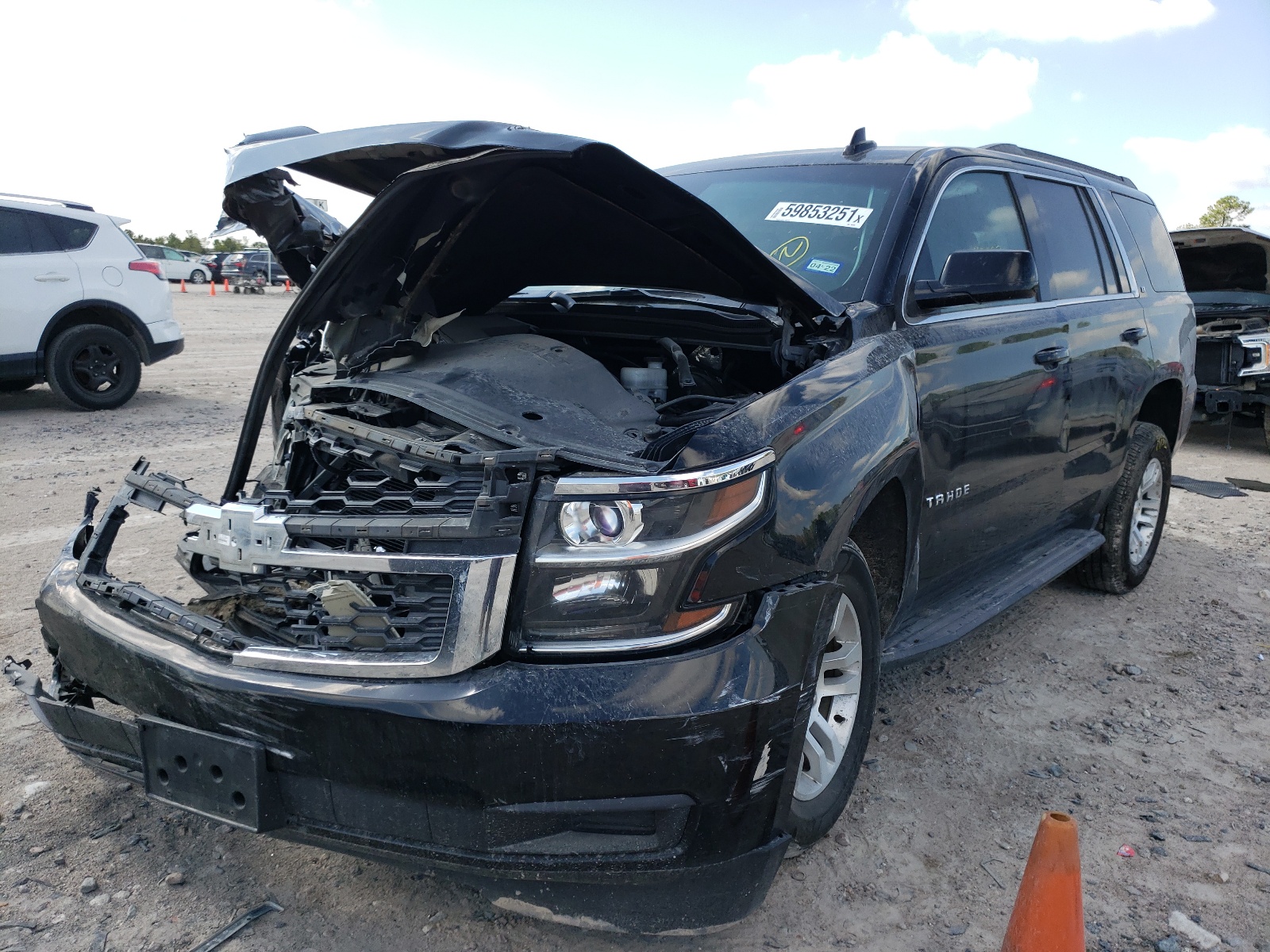 Photo 2 from auction – 2015 CHEVROLET TAHOE C150 with VIN 1GNSCBKC5FR700305