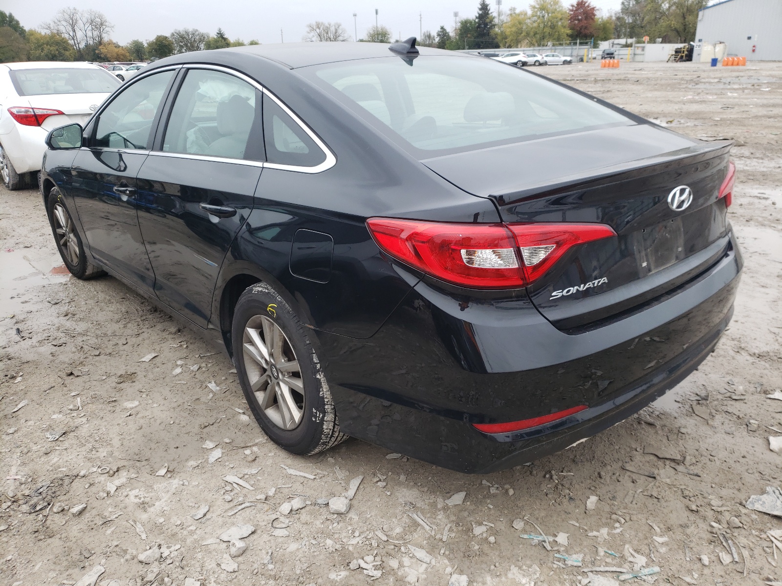 Photo 3 from auction – 2016 HYUNDAI SONATA SE with VIN 5NPE24AF0GH301021