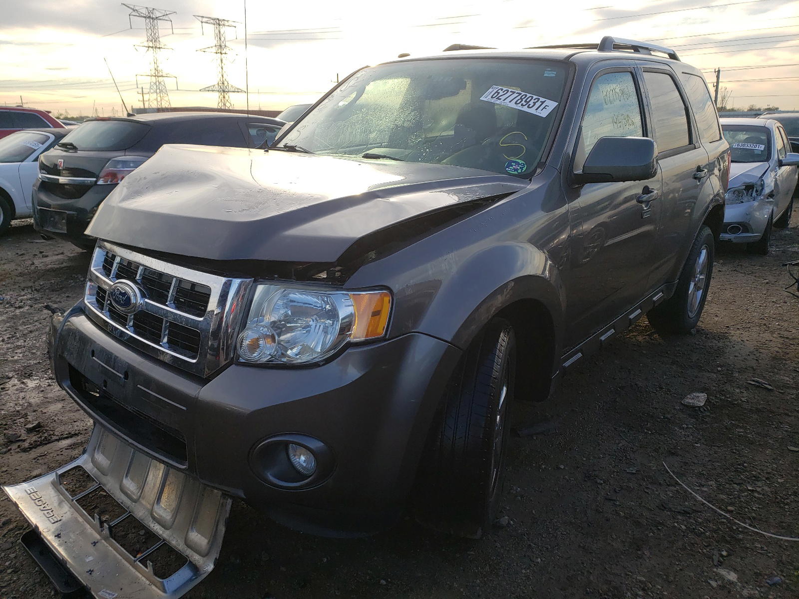 Photo 2 from auction – 2011 FORD ESCAPE LIM with VIN 1FMCU9EG6BKB11036